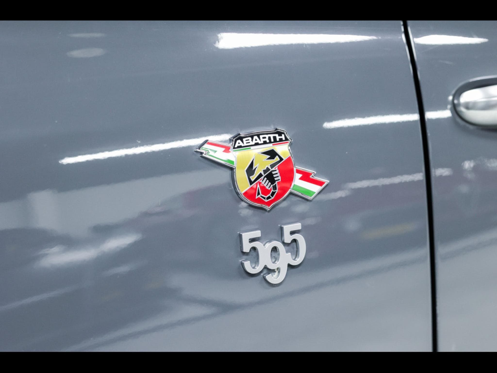 Abarth 595 1.4 T-JET - AUTO (2021) - Photo 22