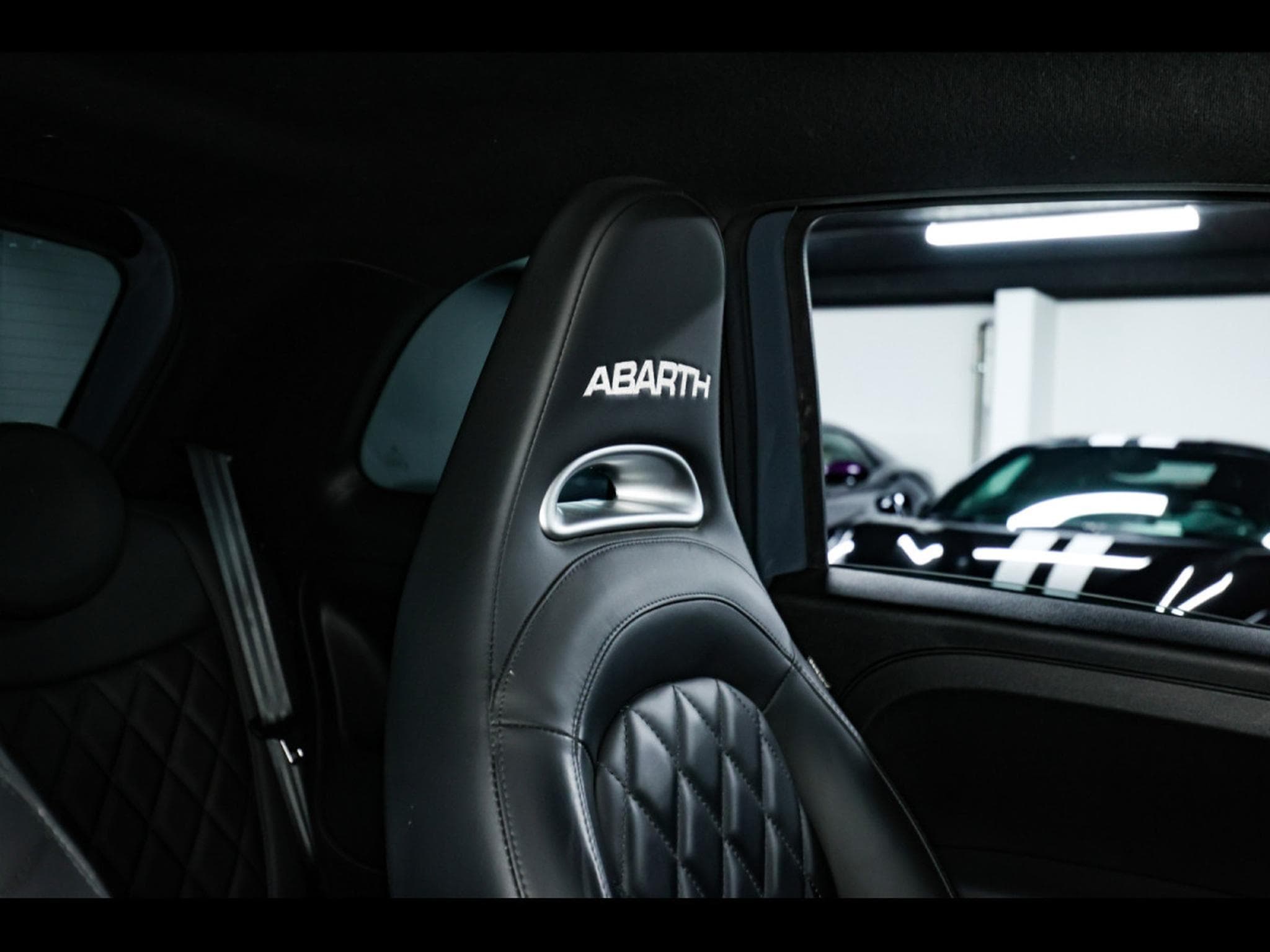 Abarth 595 1.4 T-JET - AUTO (2021) - Photo 24