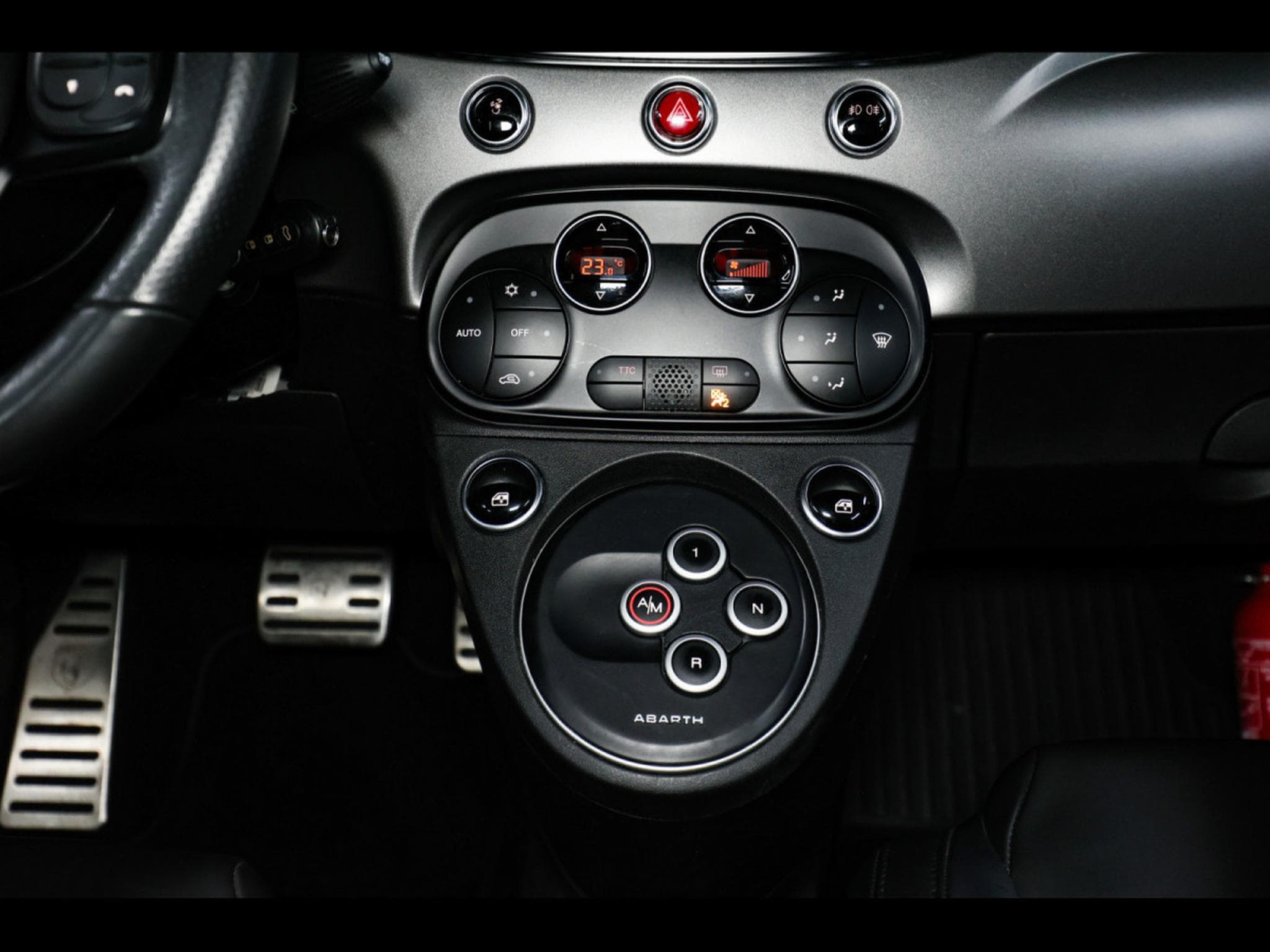Abarth 595 1.4 T-JET - AUTO (2021) - Photo 25