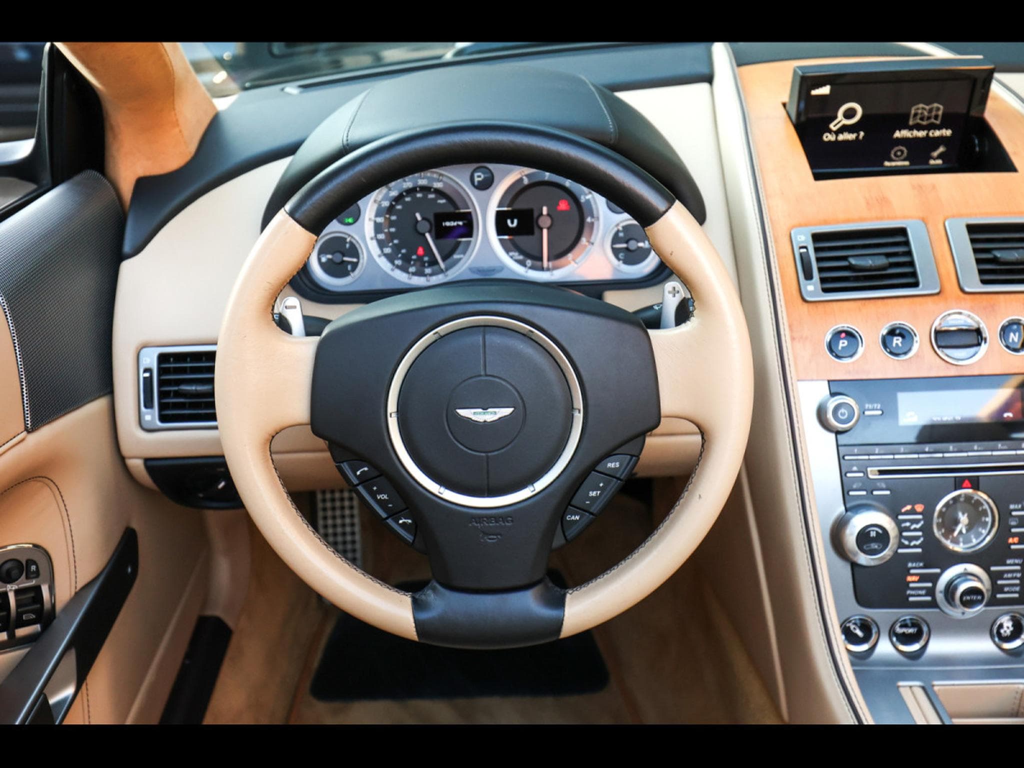 Aston-Martin Virage VOLANTE 6.0 V12 TOUCHTRONIC II – MARRON BLACK (2013) - Foto 14
