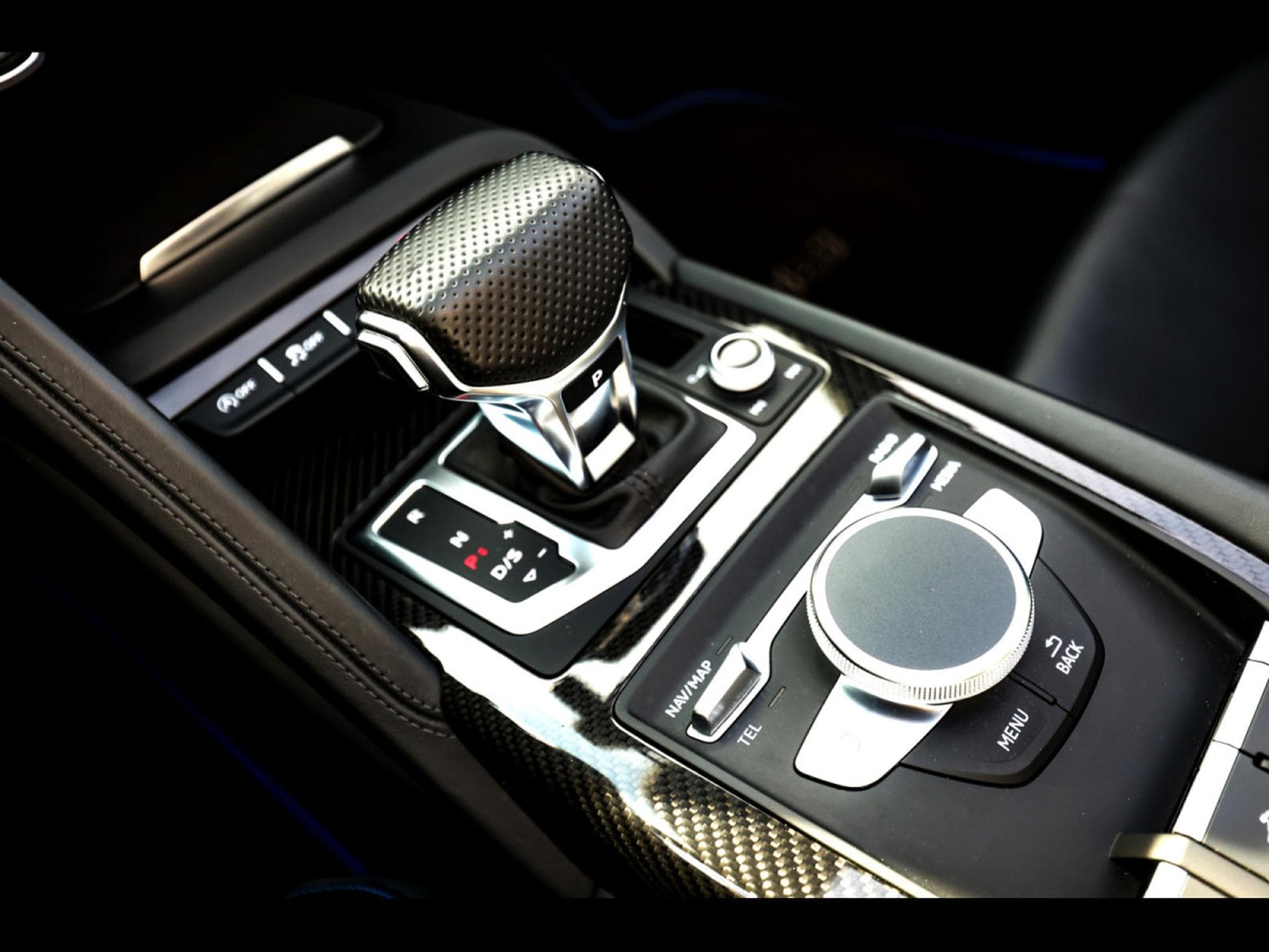 Audi R8 SPYDER V10 PERFORMANCE 5.2 FSI QUATTRO S-TRONIC – PACK DESIG (2021) - Photo 14