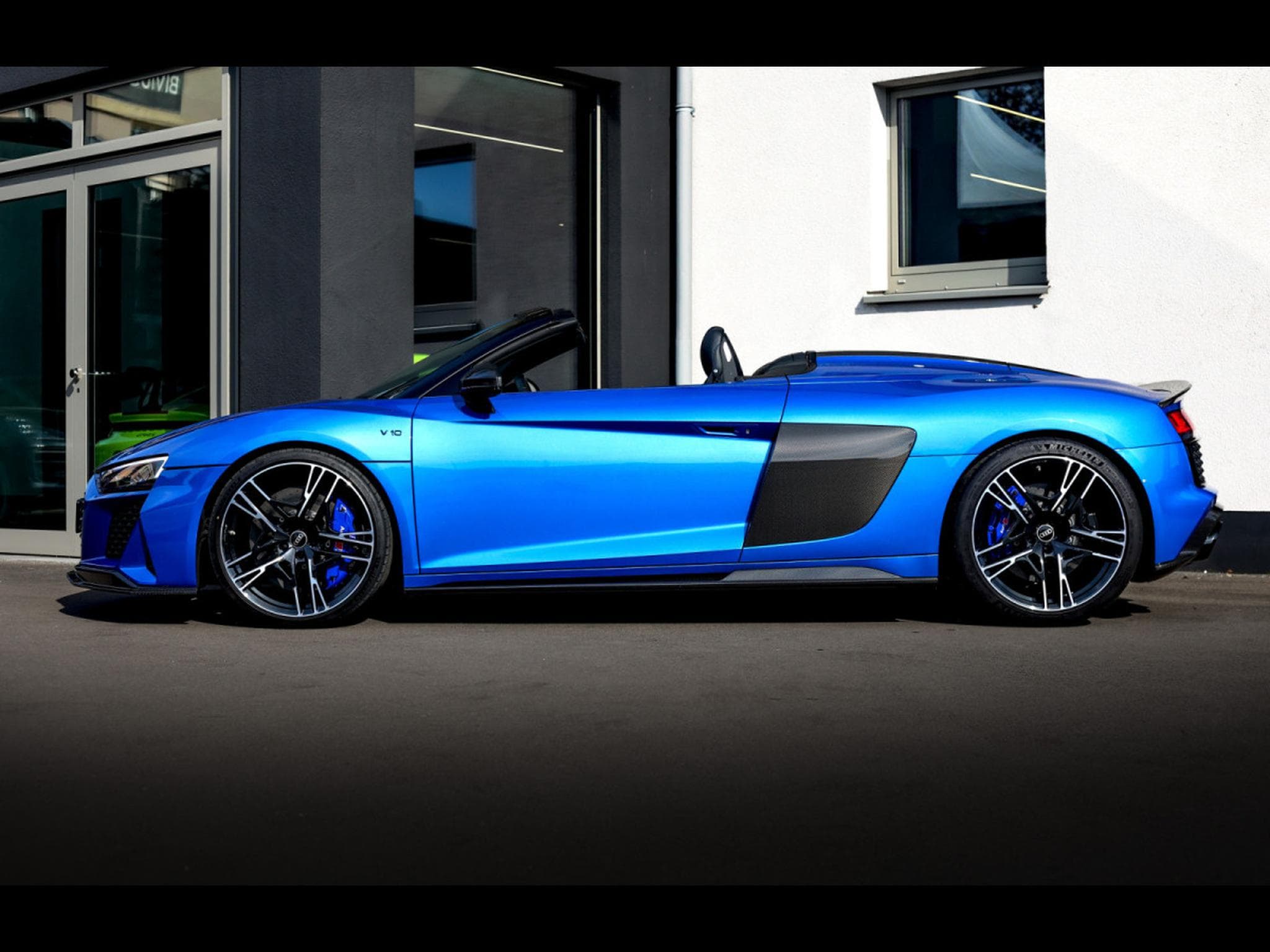 Audi R8 SPYDER V10 PERFORMANCE 5.2 FSI QUATTRO S-TRONIC – PACK DESIG (2021) - Photo 2