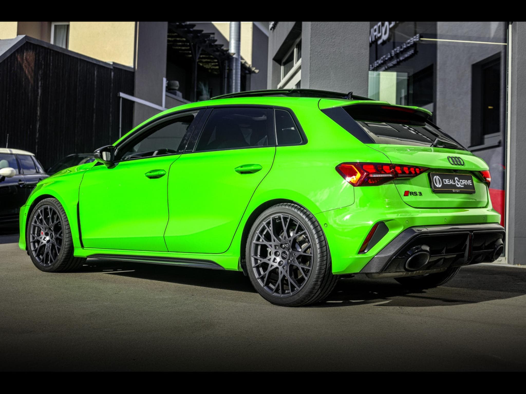 Audi RS3 SPORTBACK 2.5 TFSI QUATTRO S-TRONIC – PACK CARBONE RS – WARR (2025) - Photo 3