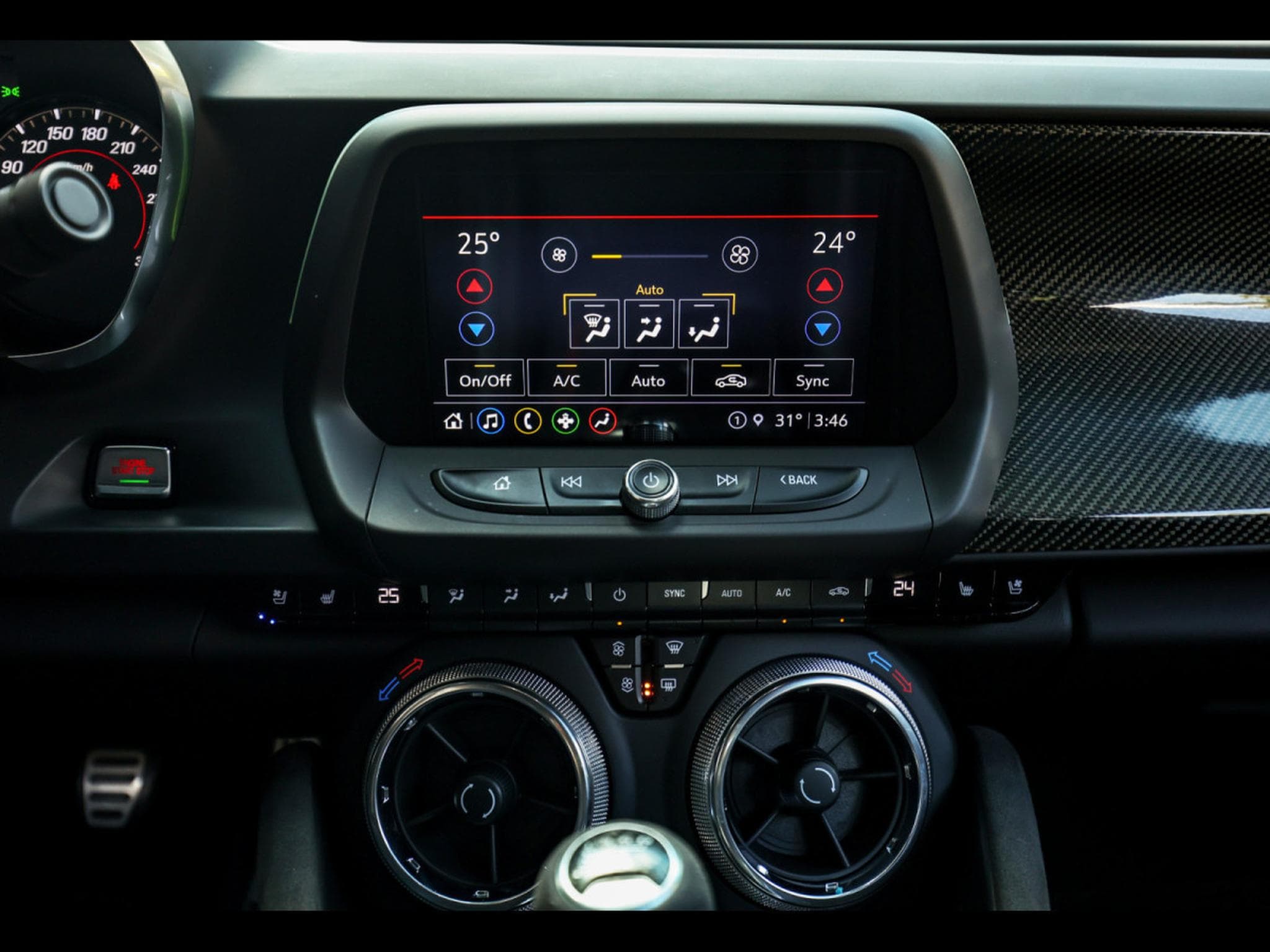 Chevrolet Camaro ZL1 6.2 V8 RWD - MANUAL 6 – SHOCK YELLOW (2020) - Foto 17