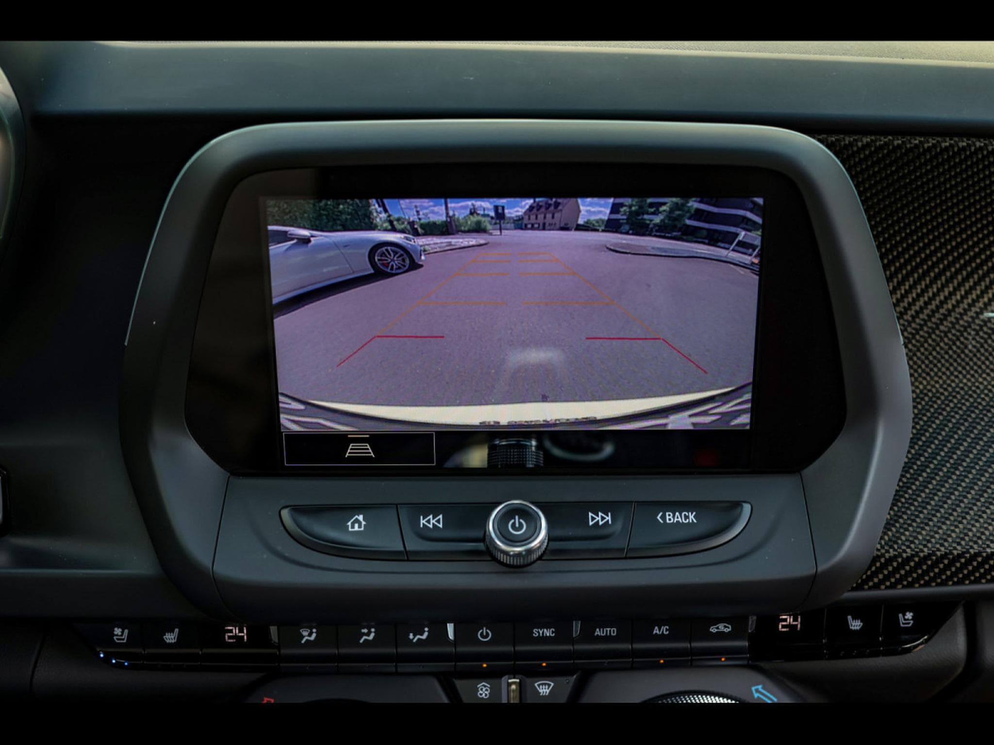 Chevrolet Camaro ZL1 6.2 V8 RWD - MANUAL 6 – SHOCK YELLOW (2020) - Foto 23