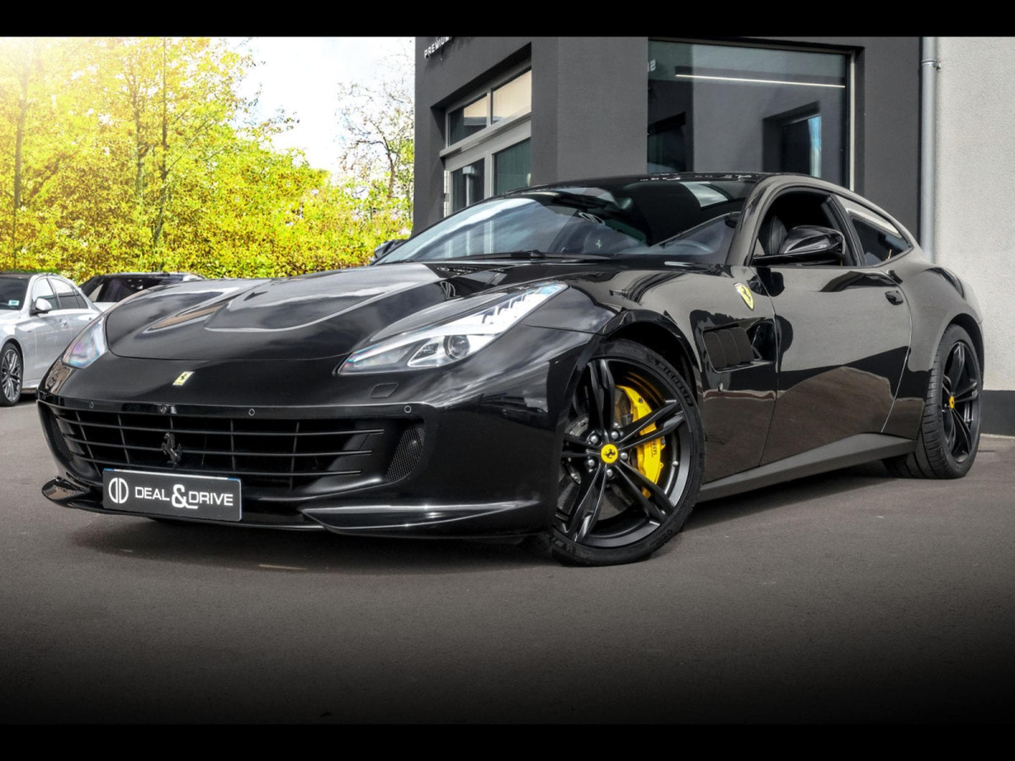 Ferrari GTC4 Lusso 6.3 V12 (690 CH) - NERO DAYTONA - POWER15 APPROVED WARRANTY (2018) - Foto 1