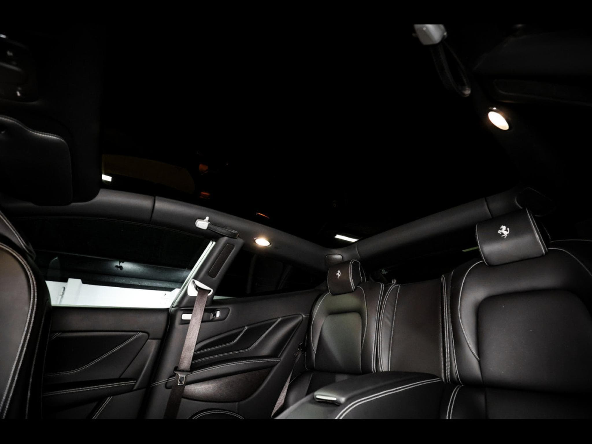 Ferrari FF 6.2 V12 4RM (661 CH) – NOVITEC (2013) - Photo 19