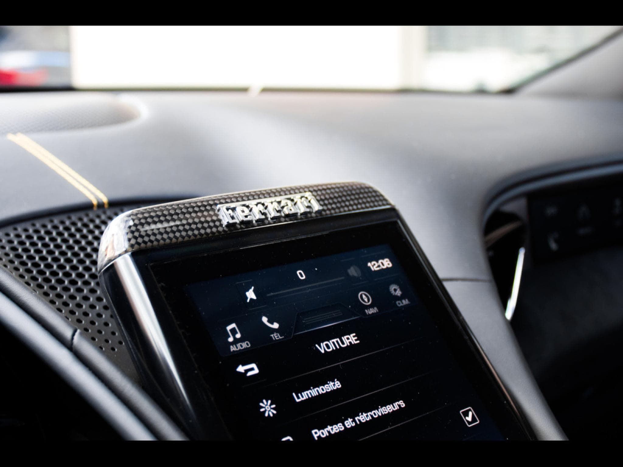 Ferrari Roma – NERO DS – GARANTIE FERRARI 05/27 (2021) - Photo 21