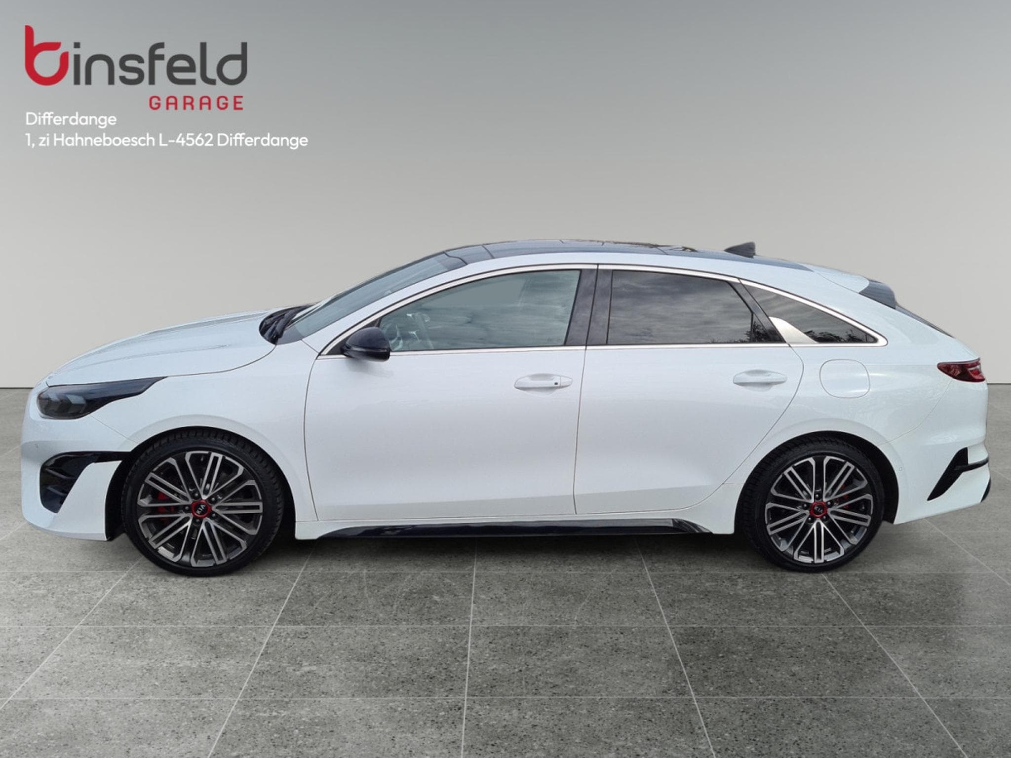 Kia ProCeed GT 1.6T 204 DCT (2023) - Photo 4