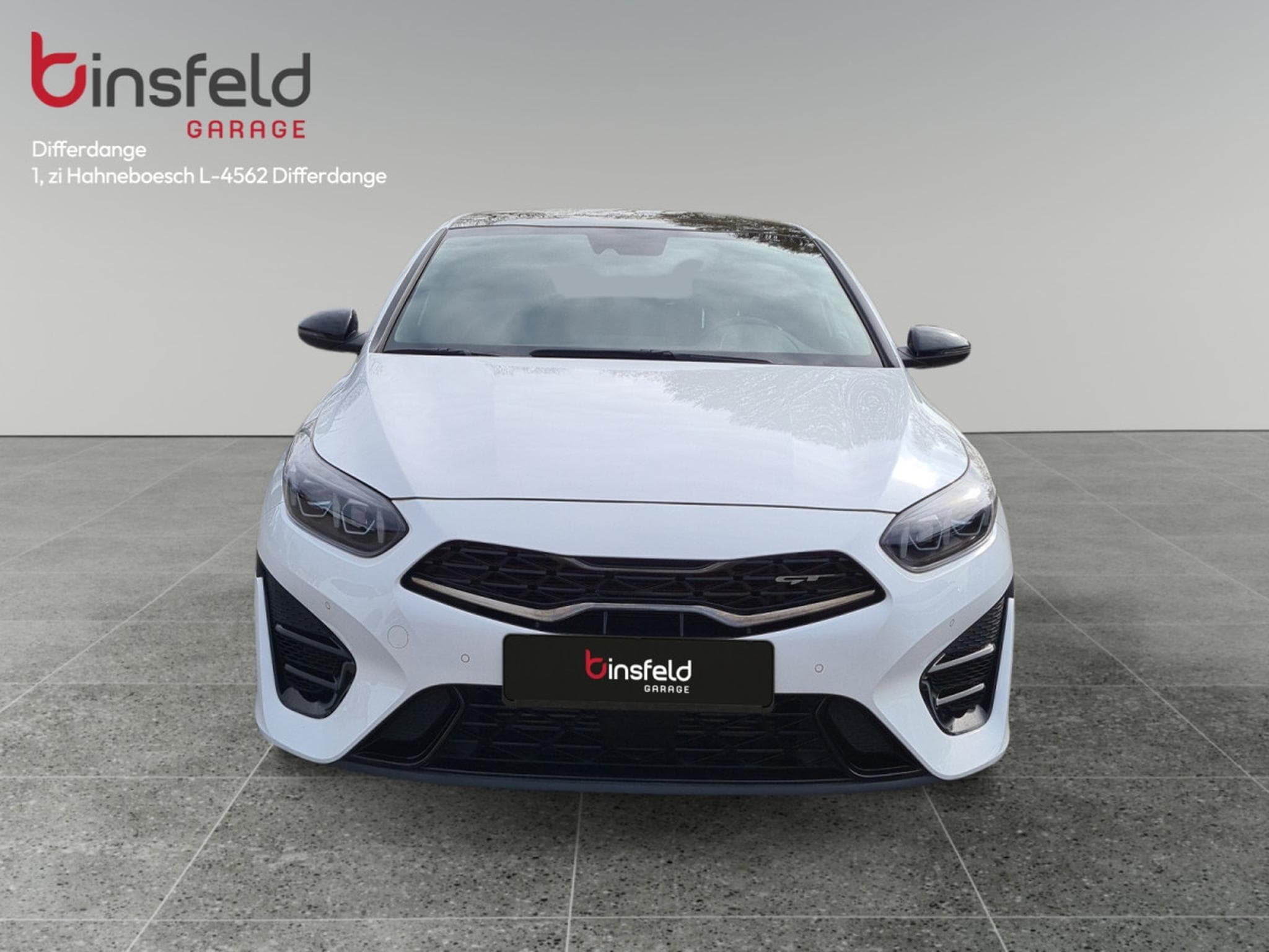Kia ProCeed GT 1.6T 204 DCT (2023) - Photo 8