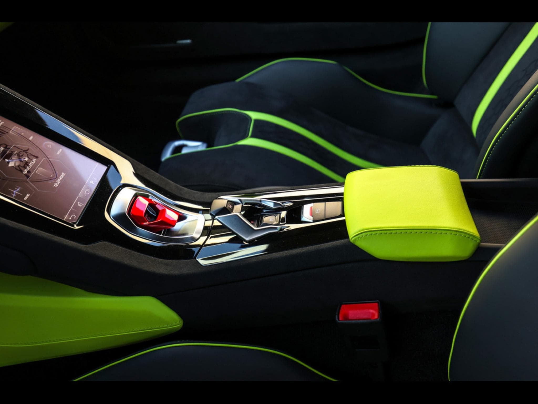 Lamborghini Huracán TECNICA LP640-2 5.2 V10 – VERDE SCANDAL (2024) - Photo 13