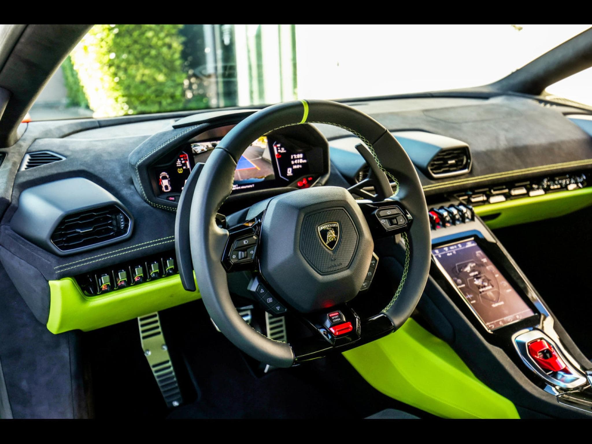 Lamborghini Huracán TECNICA LP640-2 5.2 V10 – VERDE SCANDAL (2024) - Photo 9