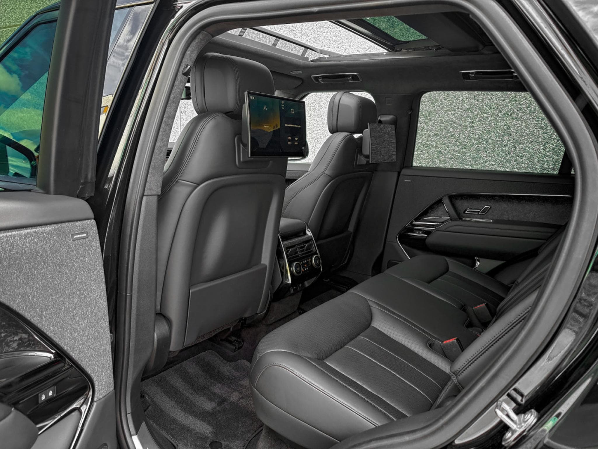 Land-Rover Range Rover Sport P510e FIRST EDITION/ CARBON/VOLL (2024) - Photo 18