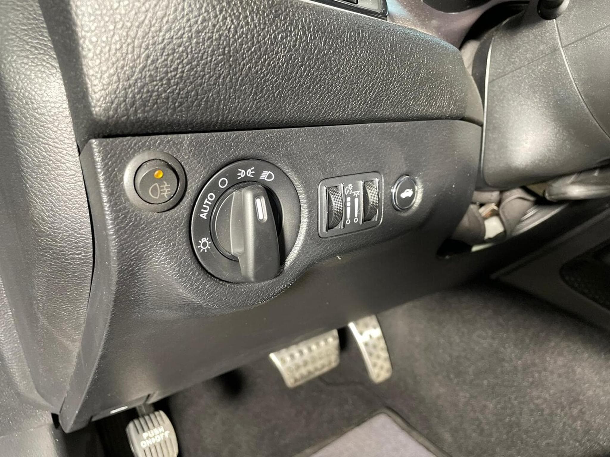 Dodge Challenger R/T SCAT PACK WIDEBODY 6.4 V8 SRT 392 (2019) - Photo 8