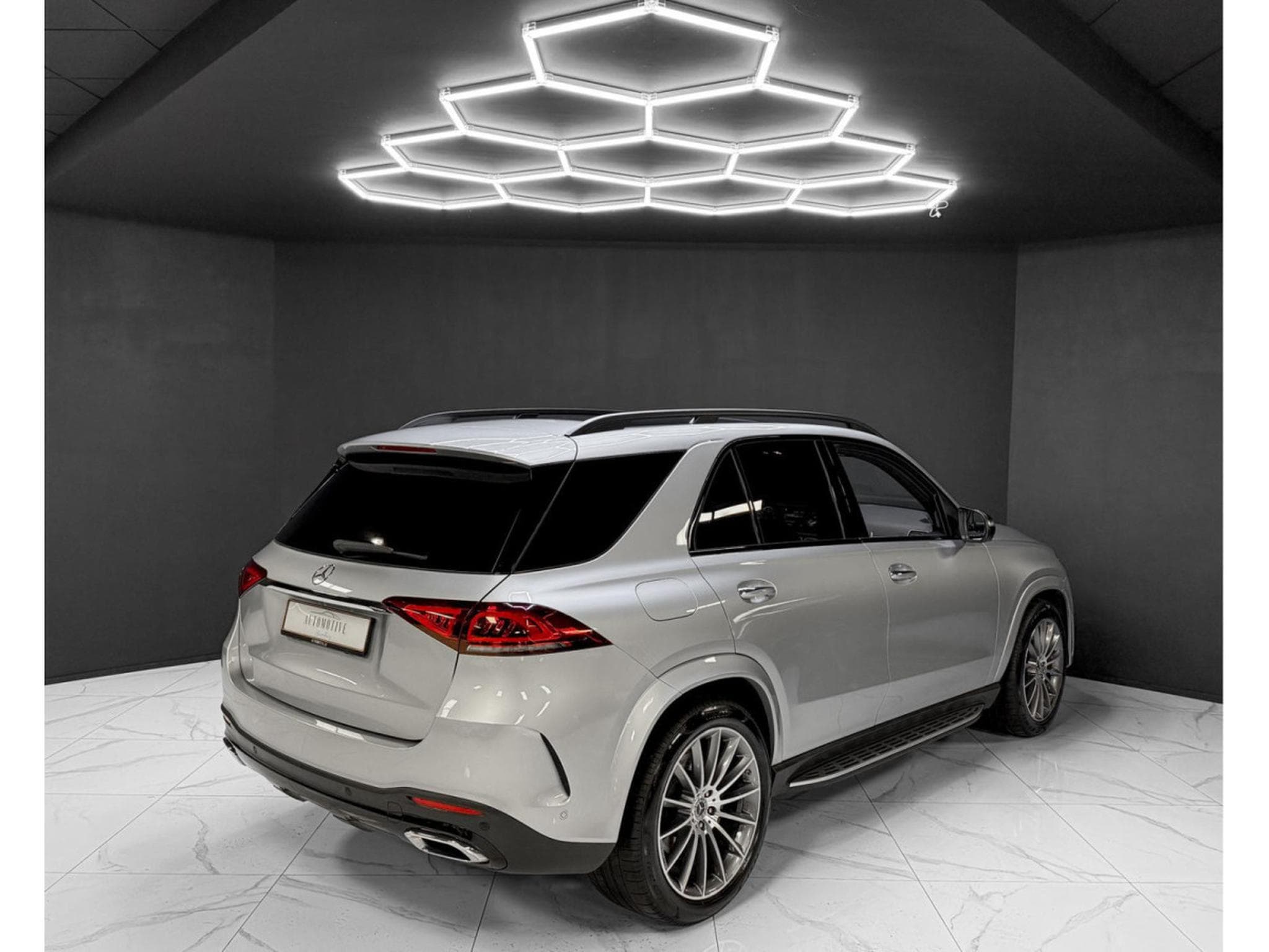 Mercedes GLE 450 AMG Line / WARRANTY 2027 / BURMESTER / 360° / PANO (2023) - Foto 5