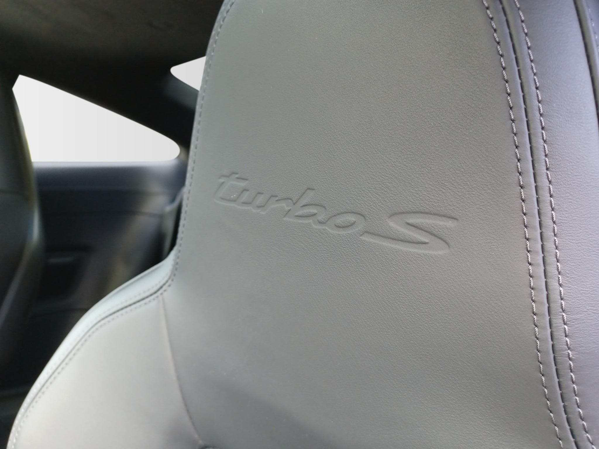 Porsche 911 Turbo S (2024) - Photo 11