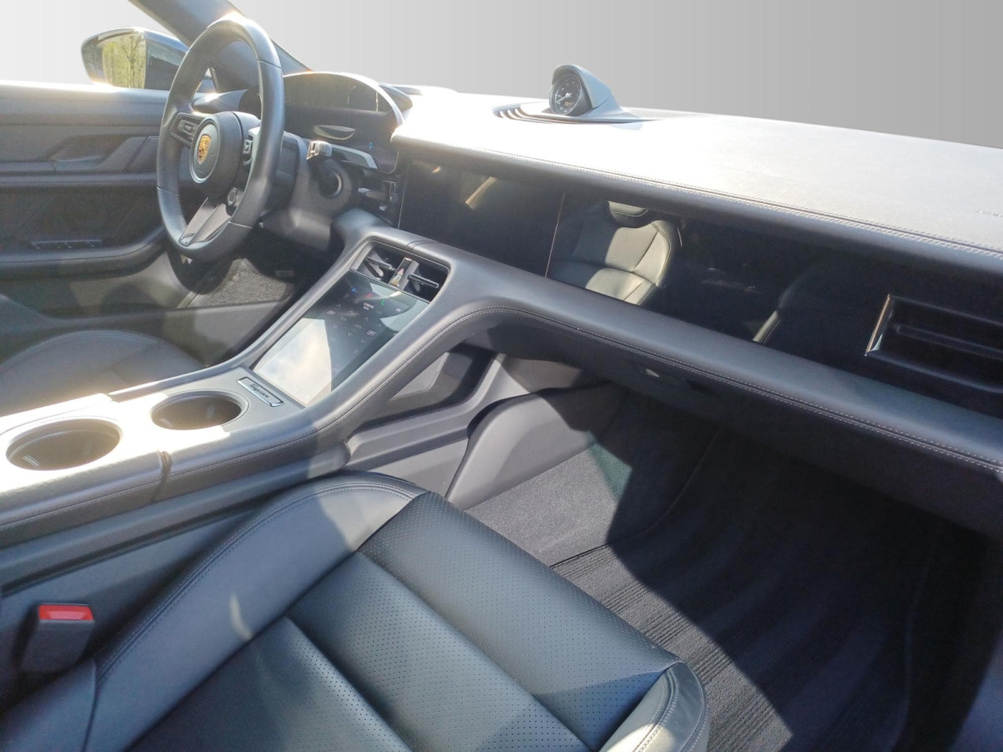 Porsche Taycan 4S Cross Turismo (2022) - Foto 11