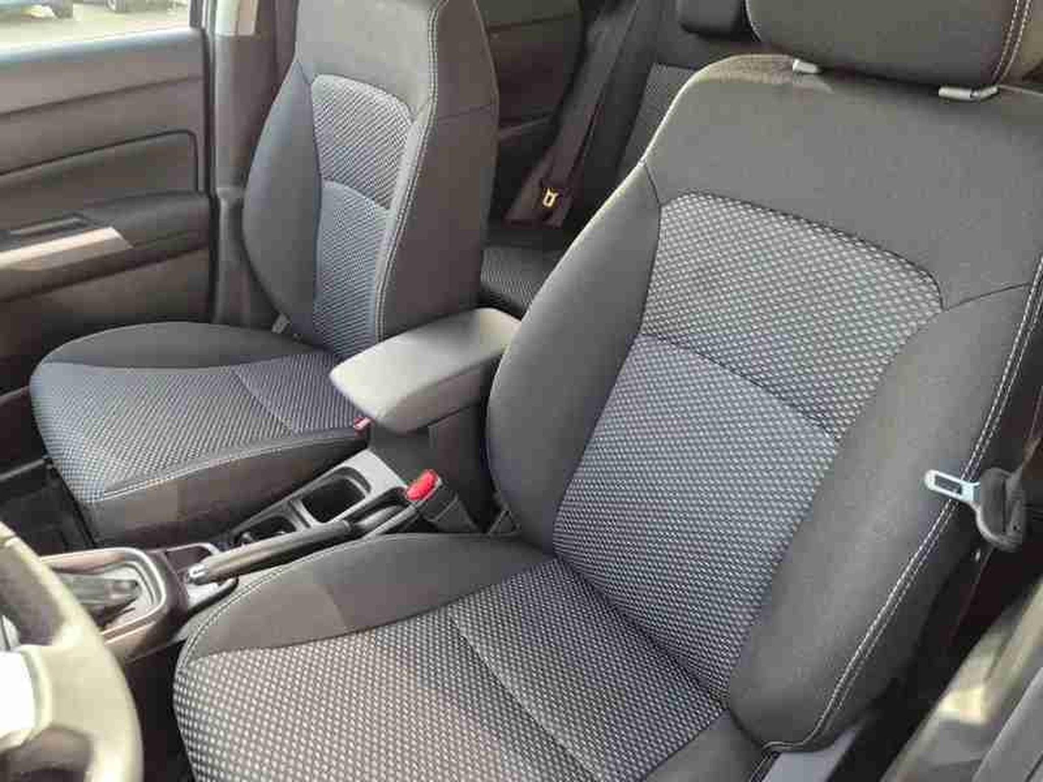 Suzuki Vitara 1.4 Boosterjet 110 MHEV Comfort 4x4 (2026) - Foto 8