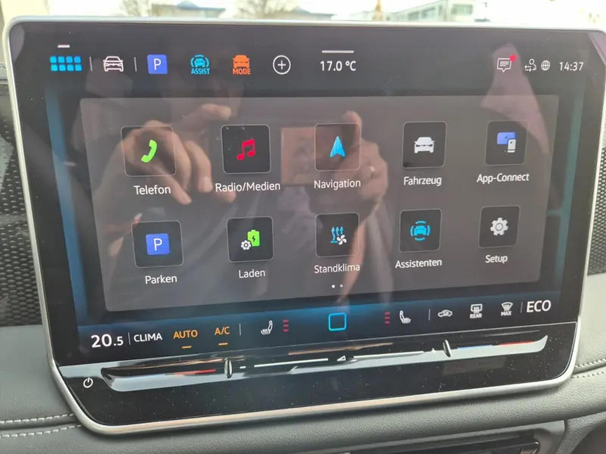 VW Tiguan 1.5 TSI PHEV 204 DSG Life (2026) - Photo 19