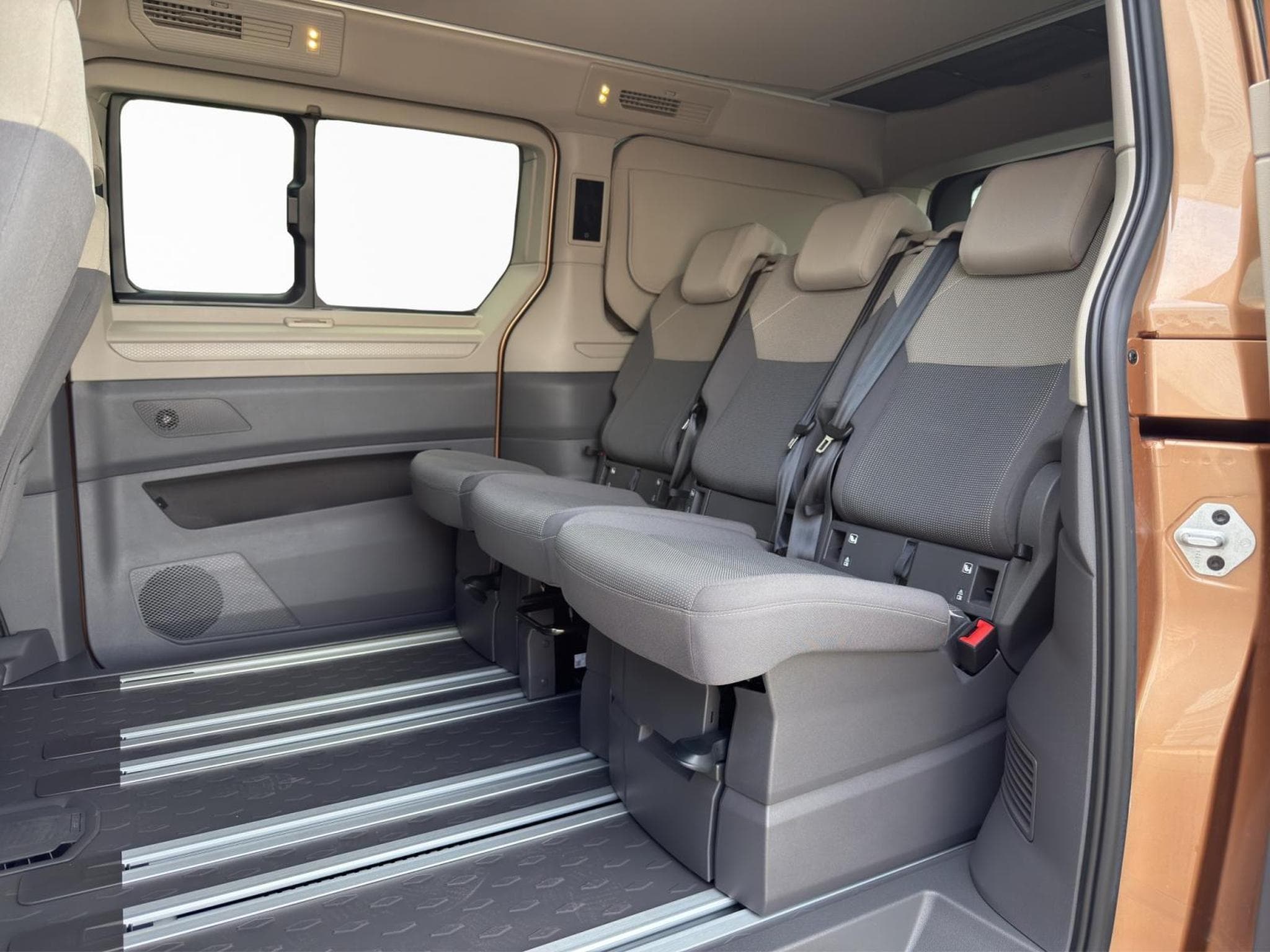 VW California Beach Tour (2025) - Photo 15