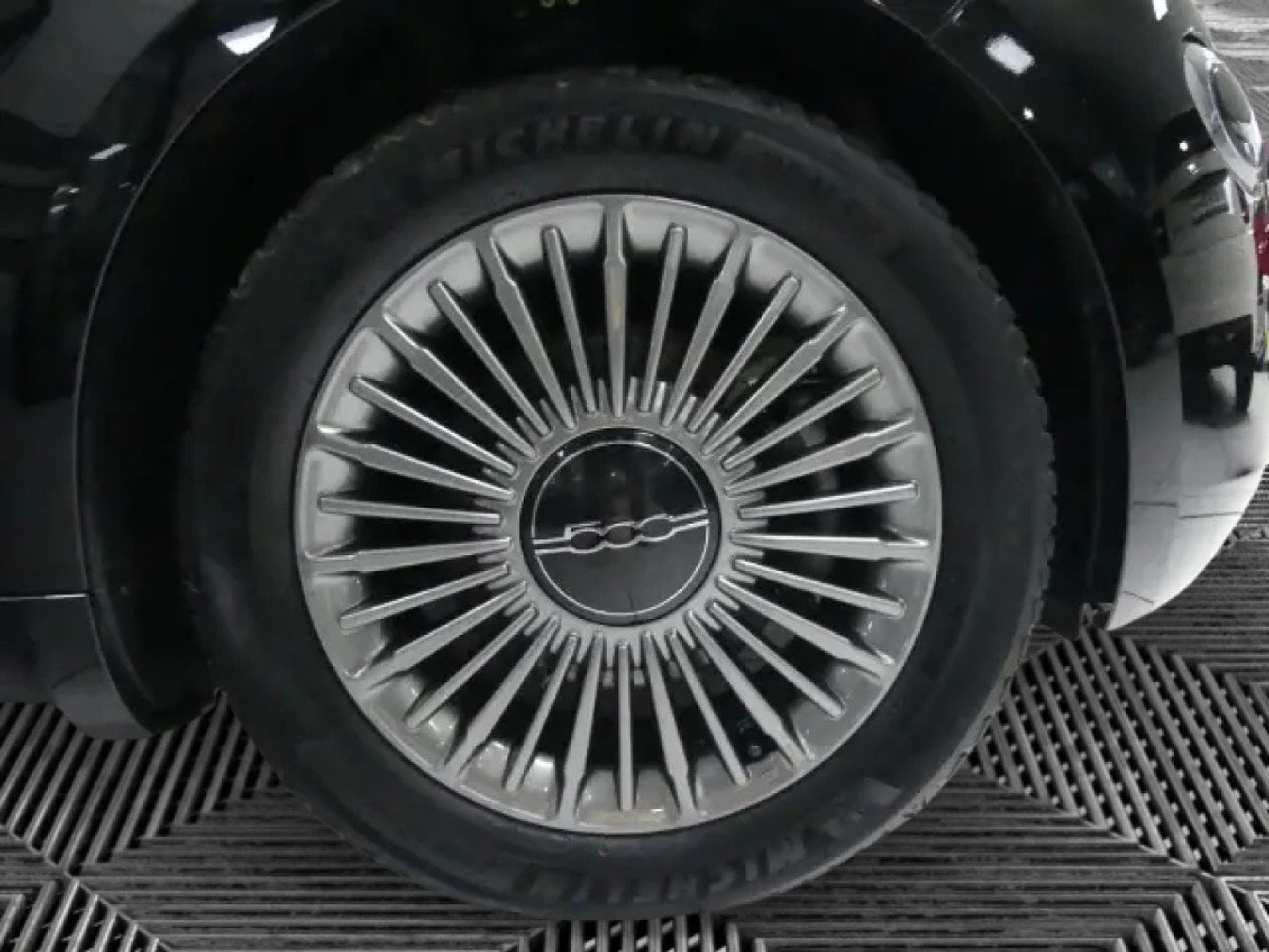 Fiat 500 ICON 42 kWh (2022) - Photo 22