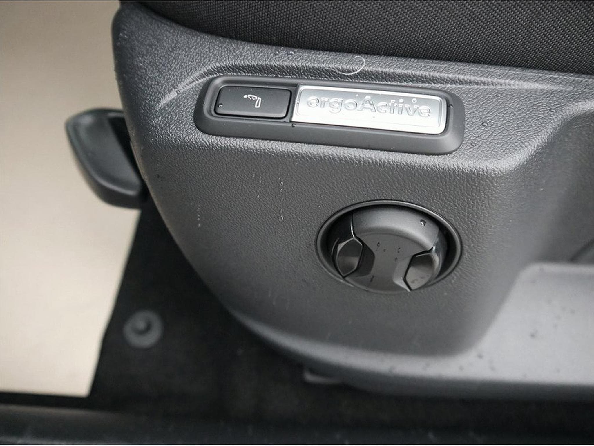 VW T-Roc (2026) - Foto 10