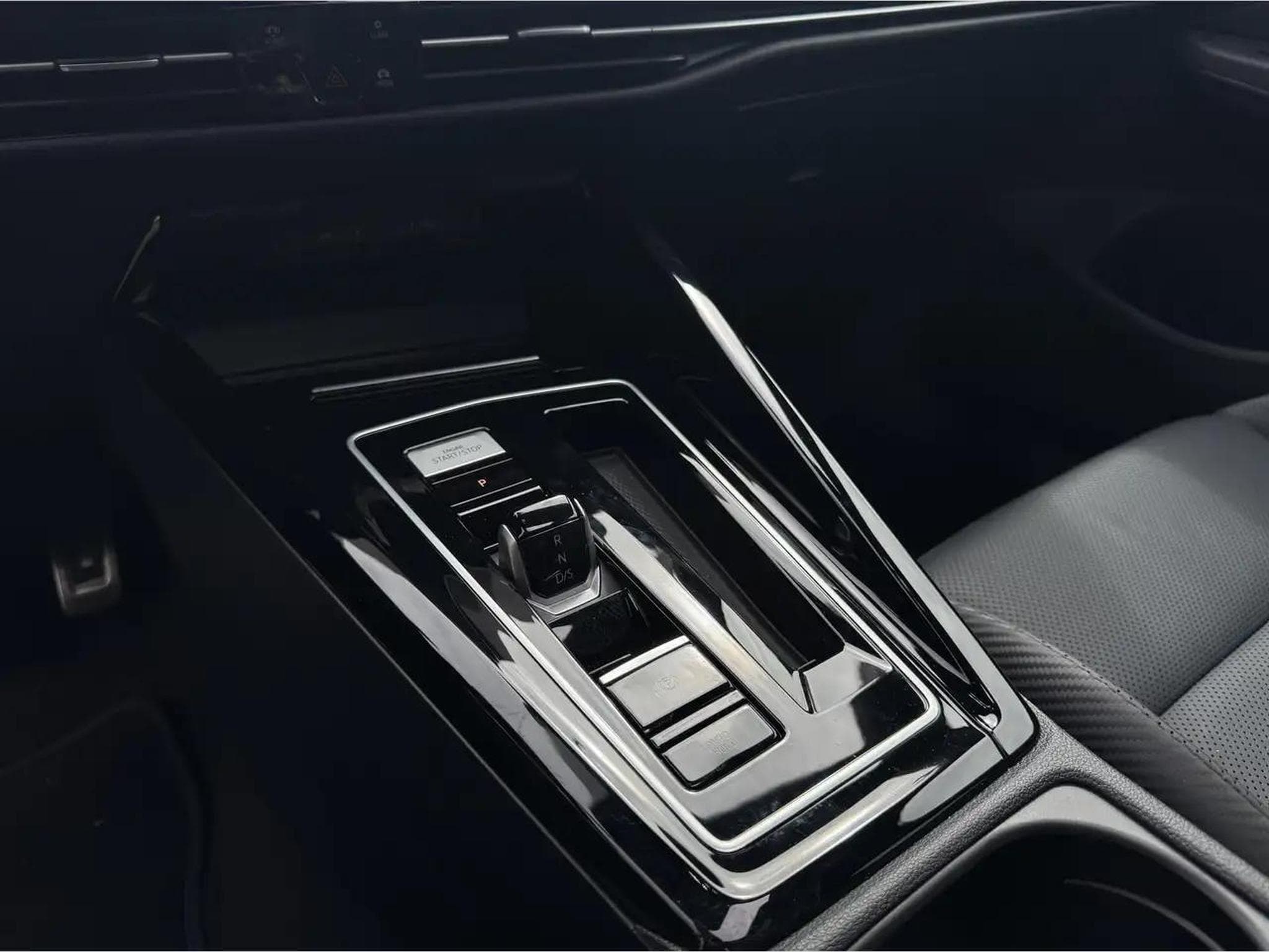 VW Golf (2025) - Photo 16