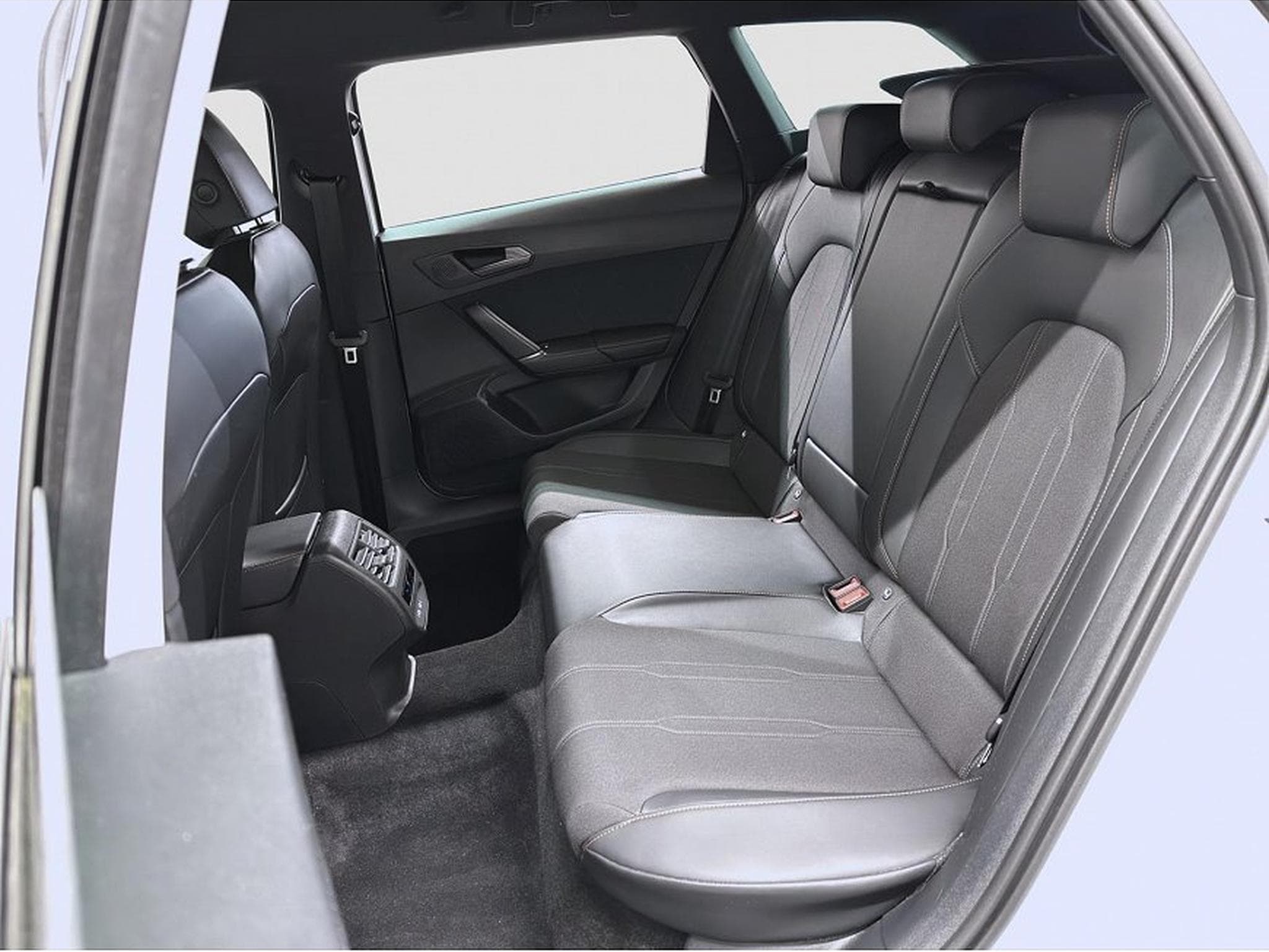 Cupra Leon (2026) - Photo 17