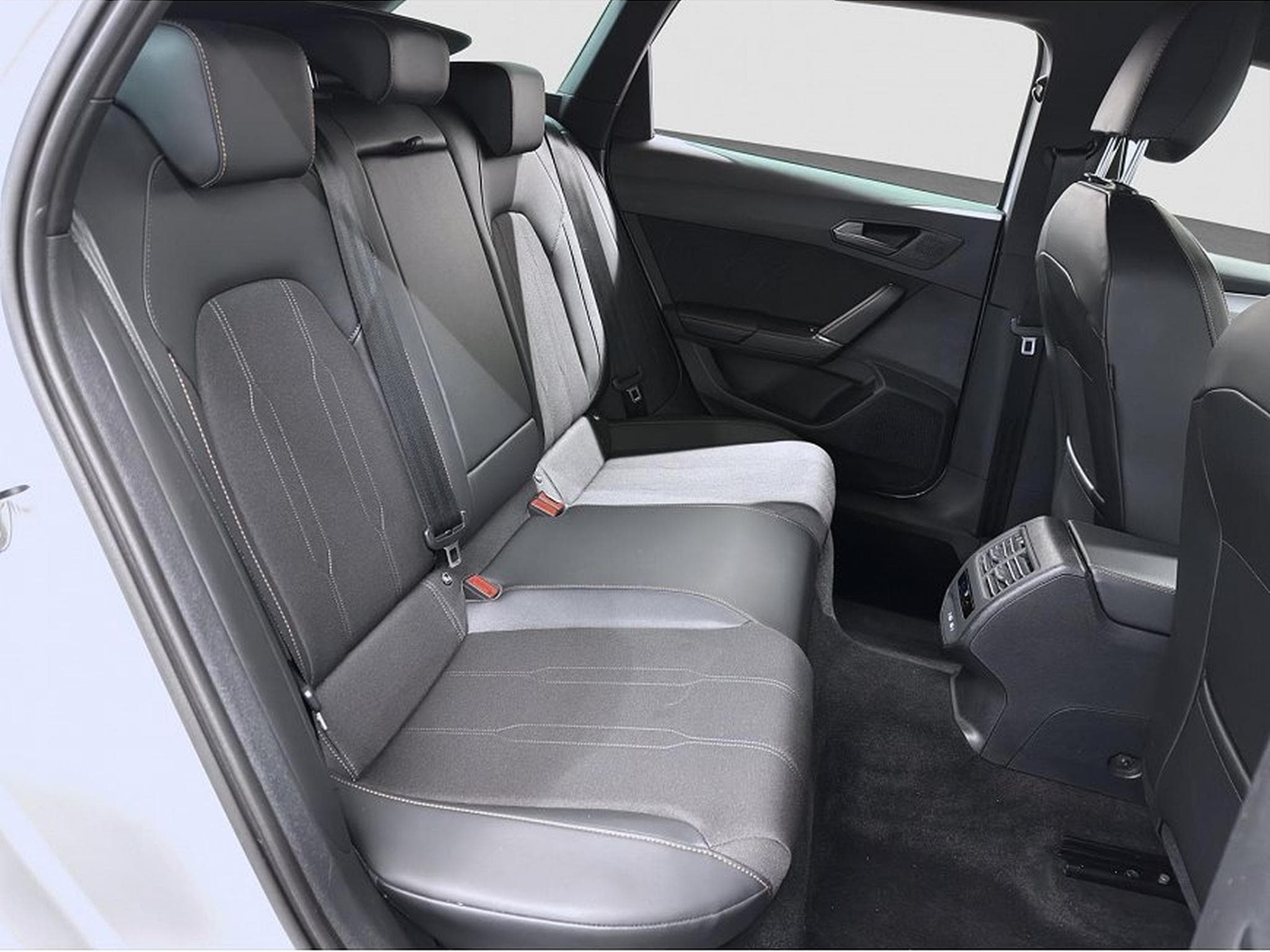 Cupra Leon (2026) - Photo 18