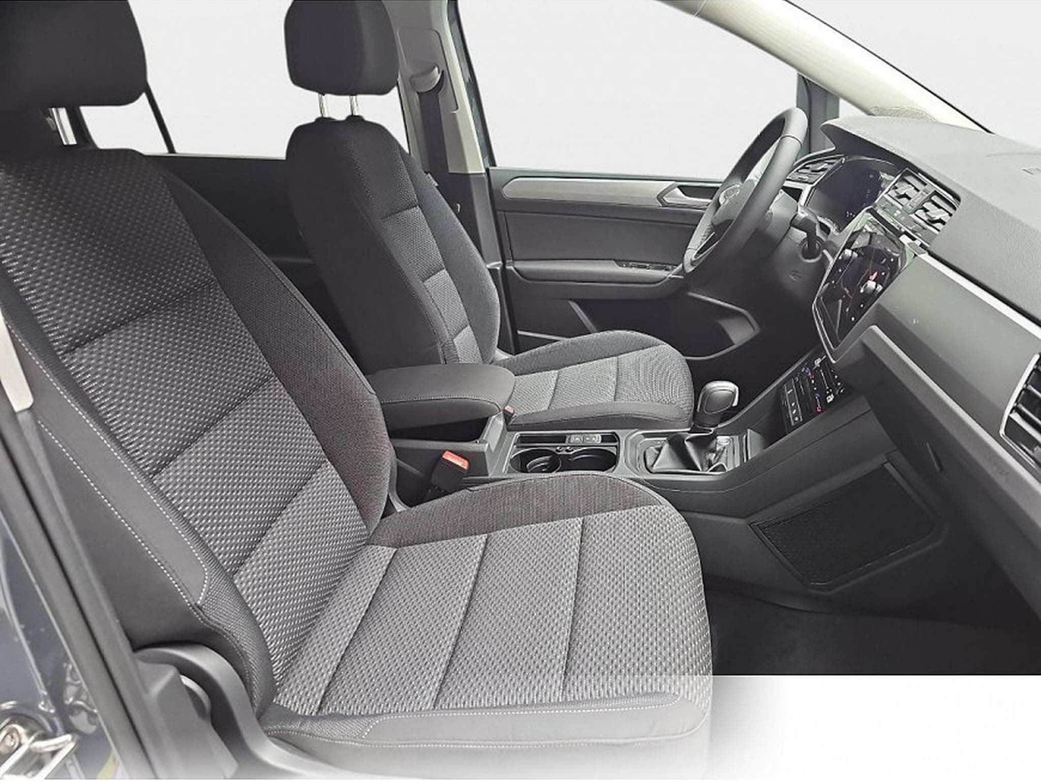 VW Touran (2026) - Photo 15