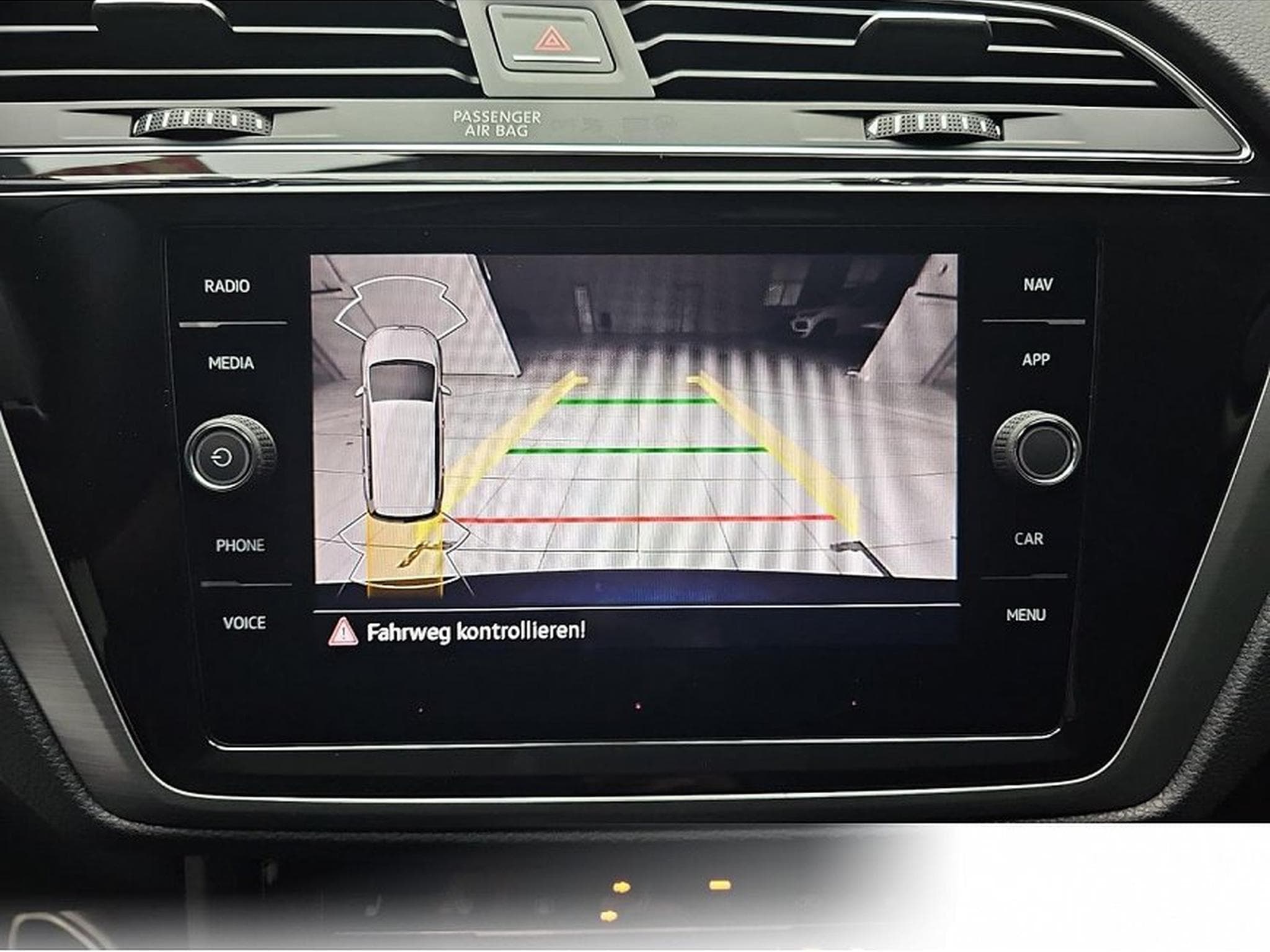 VW Touran (2026) - Photo 9