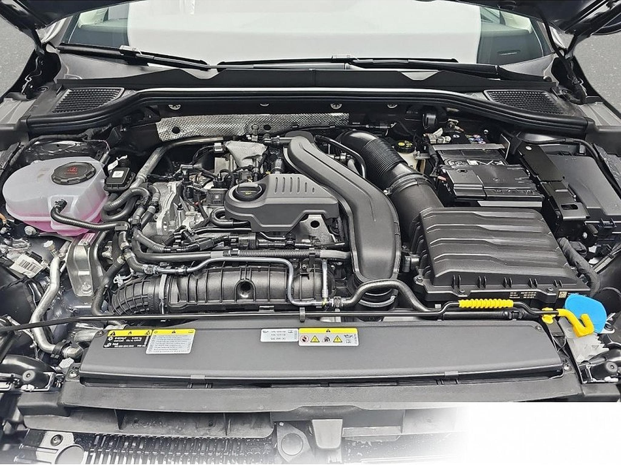 VW Golf (2026) - Photo 14