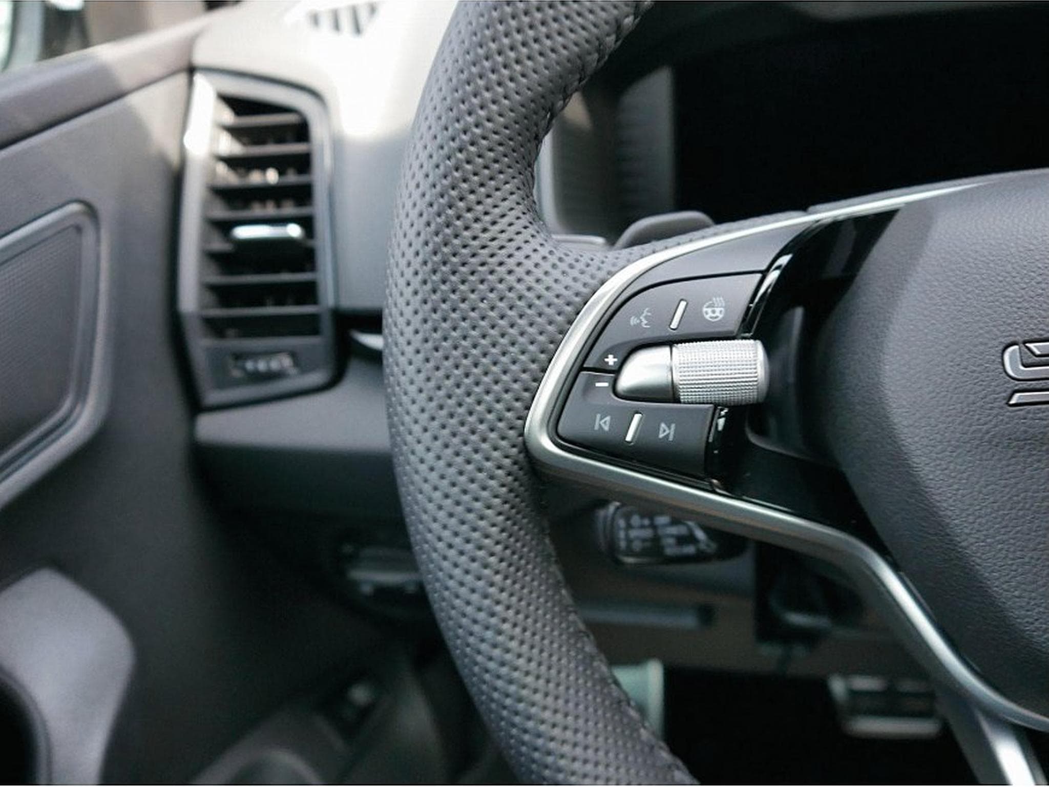 Skoda Karoq (2026) - Photo 12