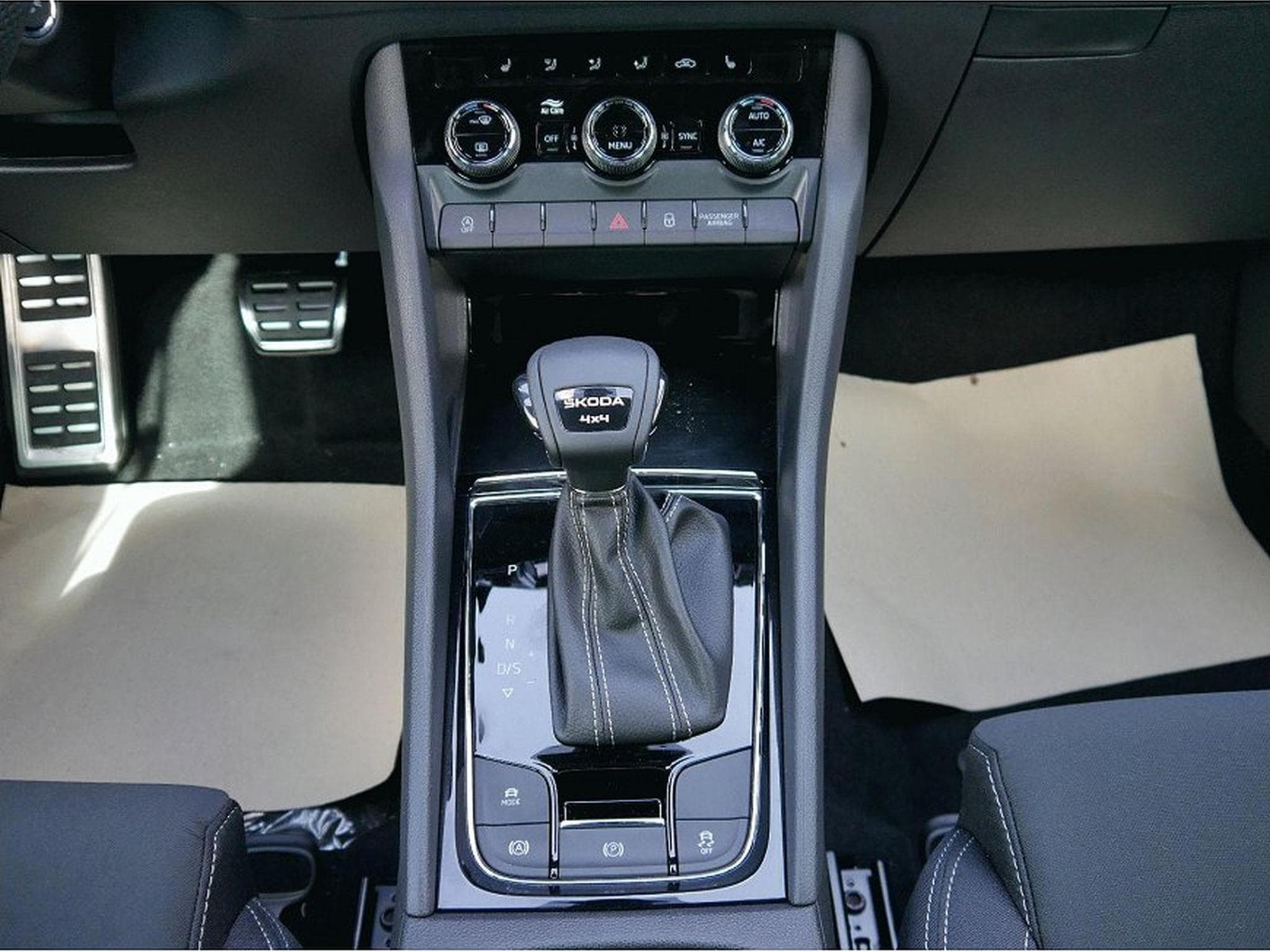 Skoda Karoq (2026) - Photo 8