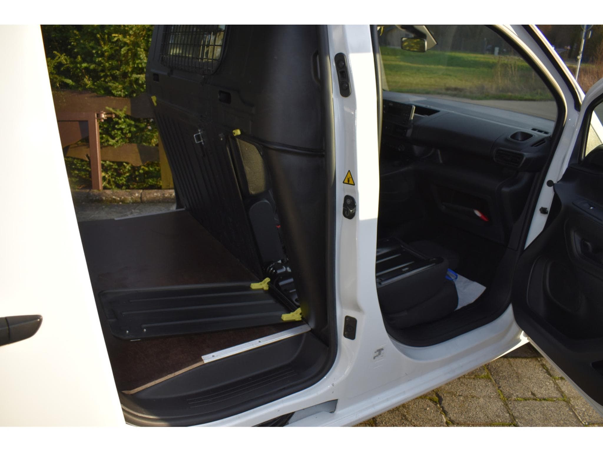 Citroën Berlingo 1,5 HDi Maxi 3 places très soignée (2026) - Photo 15