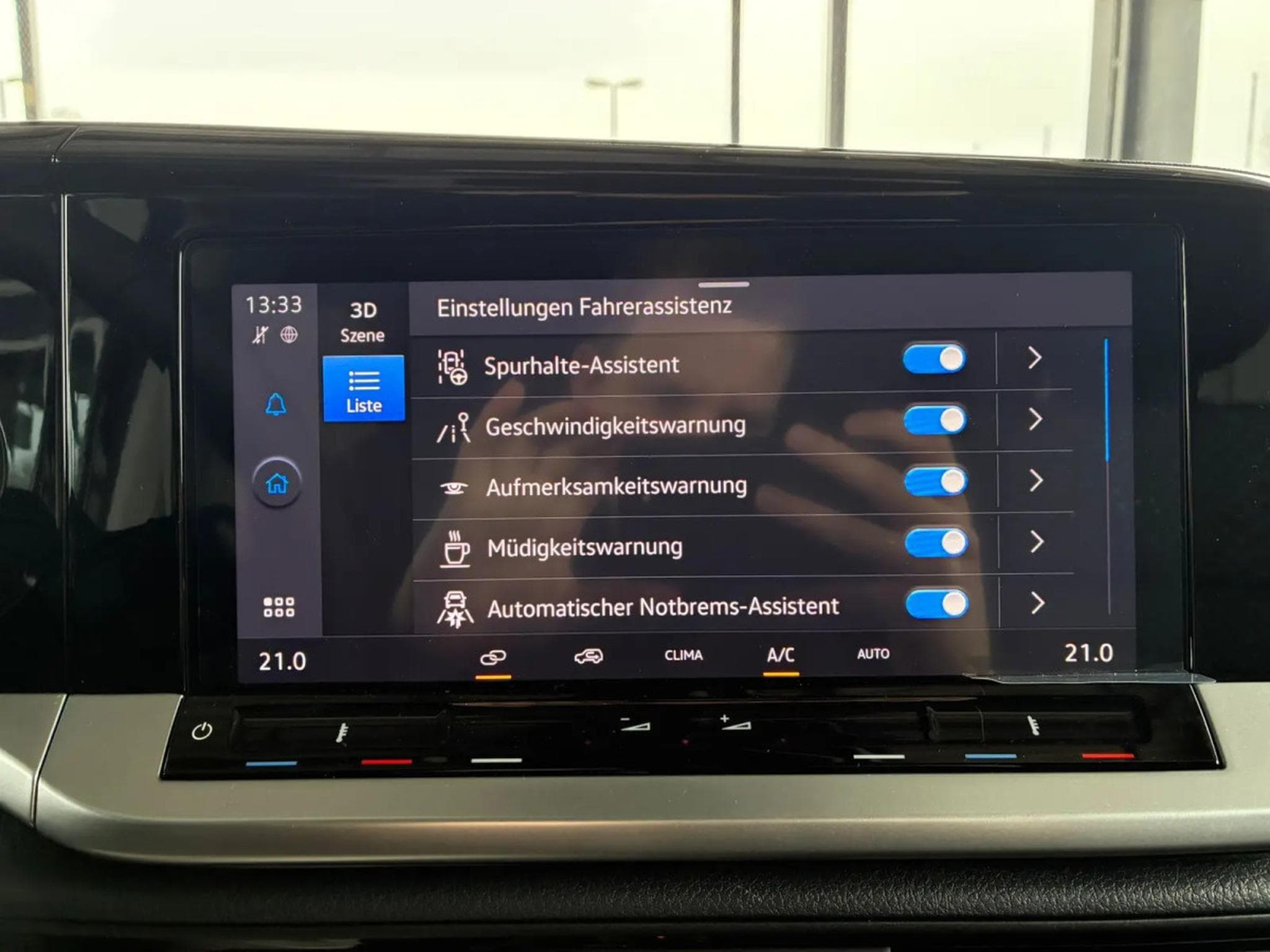 Ford Tourneo 1.5 Ecoboost 116 AT Titanium L2 (2025) - Photo 10