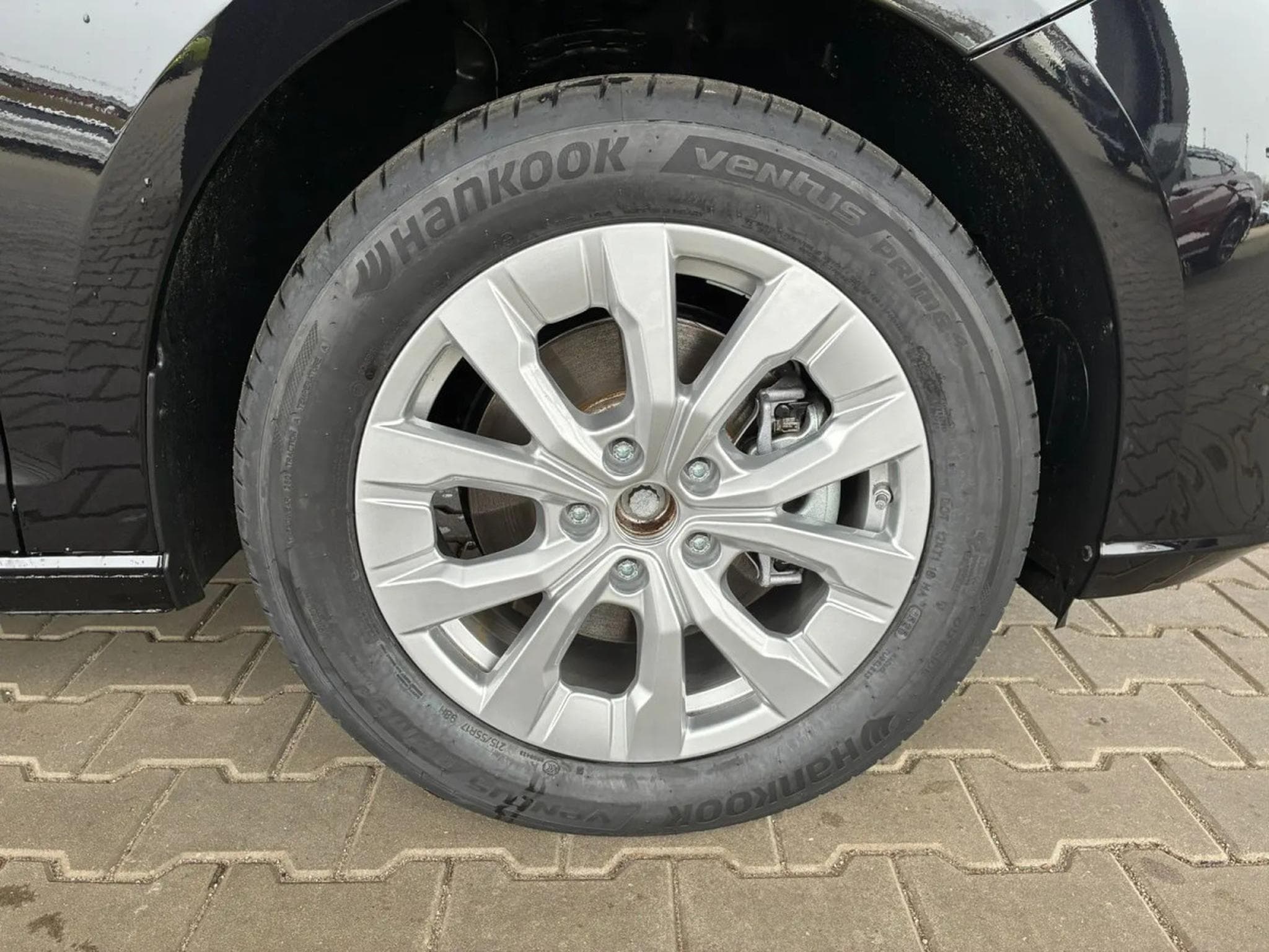 Ford Tourneo 1.5 Ecoboost 116 AT Titanium L2 (2025) - Photo 5