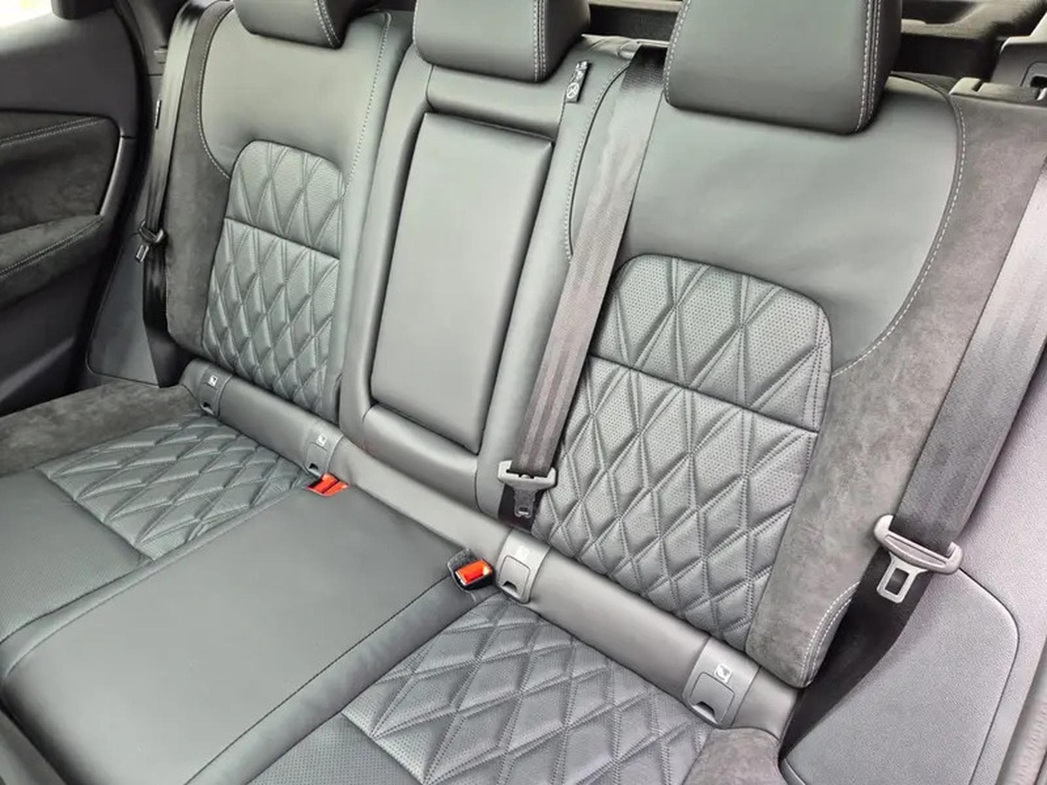 Nissan Qashqai 1.3 DIG-T MHEV 158 X-tronic Tekna Premium (2026) - Photo 9