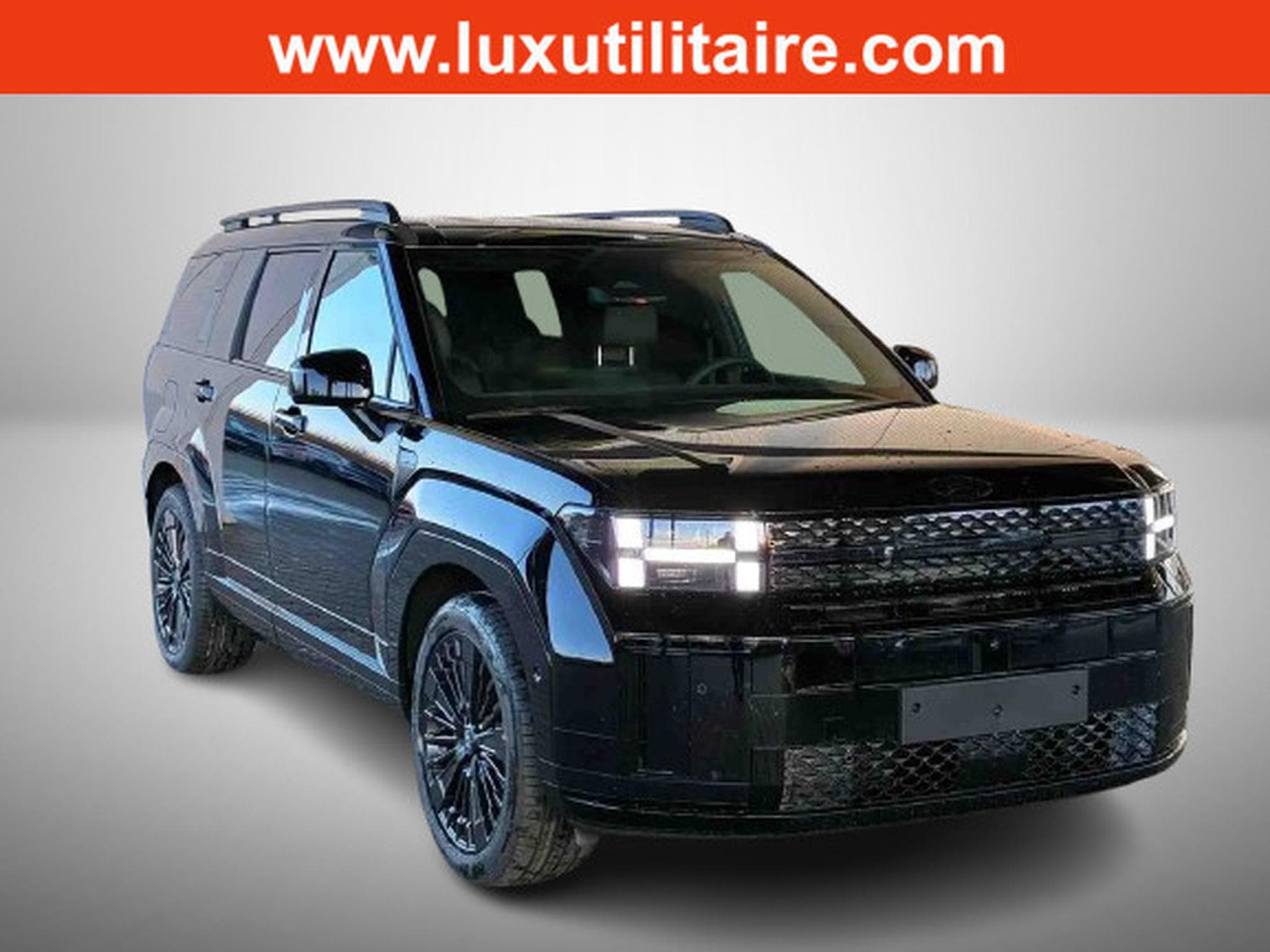 Hyundai Santa Fe 1.6 T-GDI PHEV 258 DCT Black Line (2026) - Photo 1