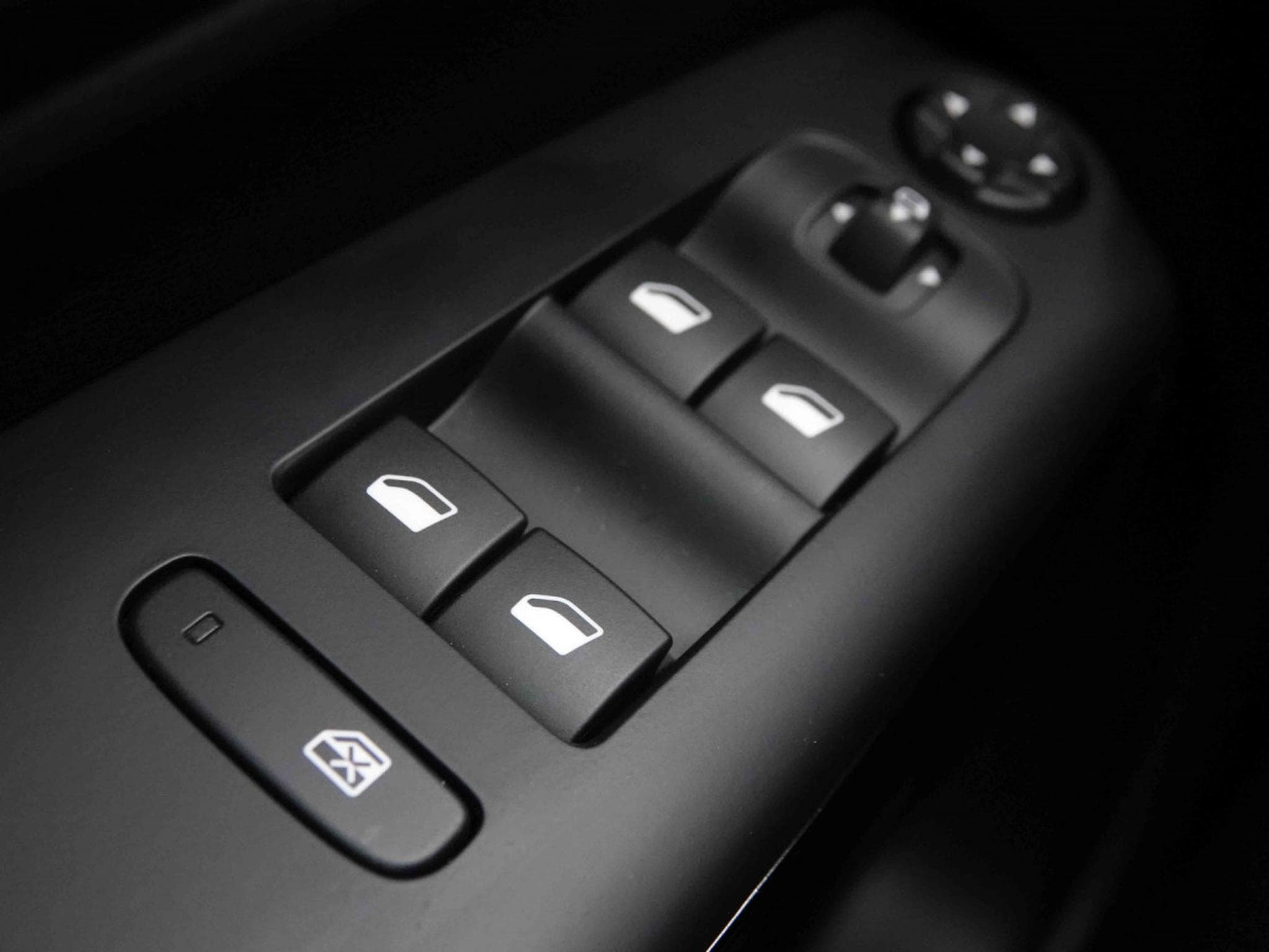 Citroën C5 Aircross 1.2 Hybride 145 e-DC6 Max (2025) - Photo 15