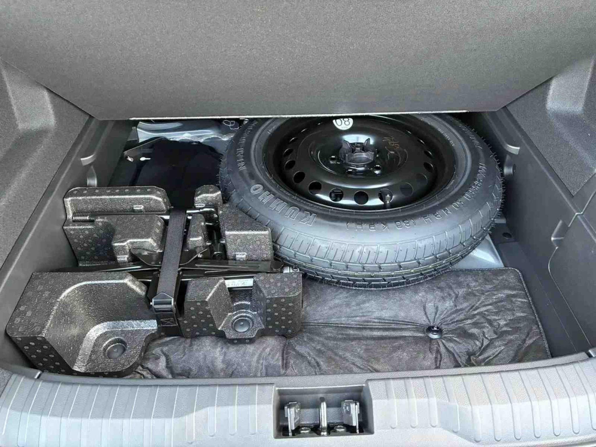 Renault Arkana 1.3 E-Tech Full Hybrid 145 EDC TECHNO (2025) - Photo 24