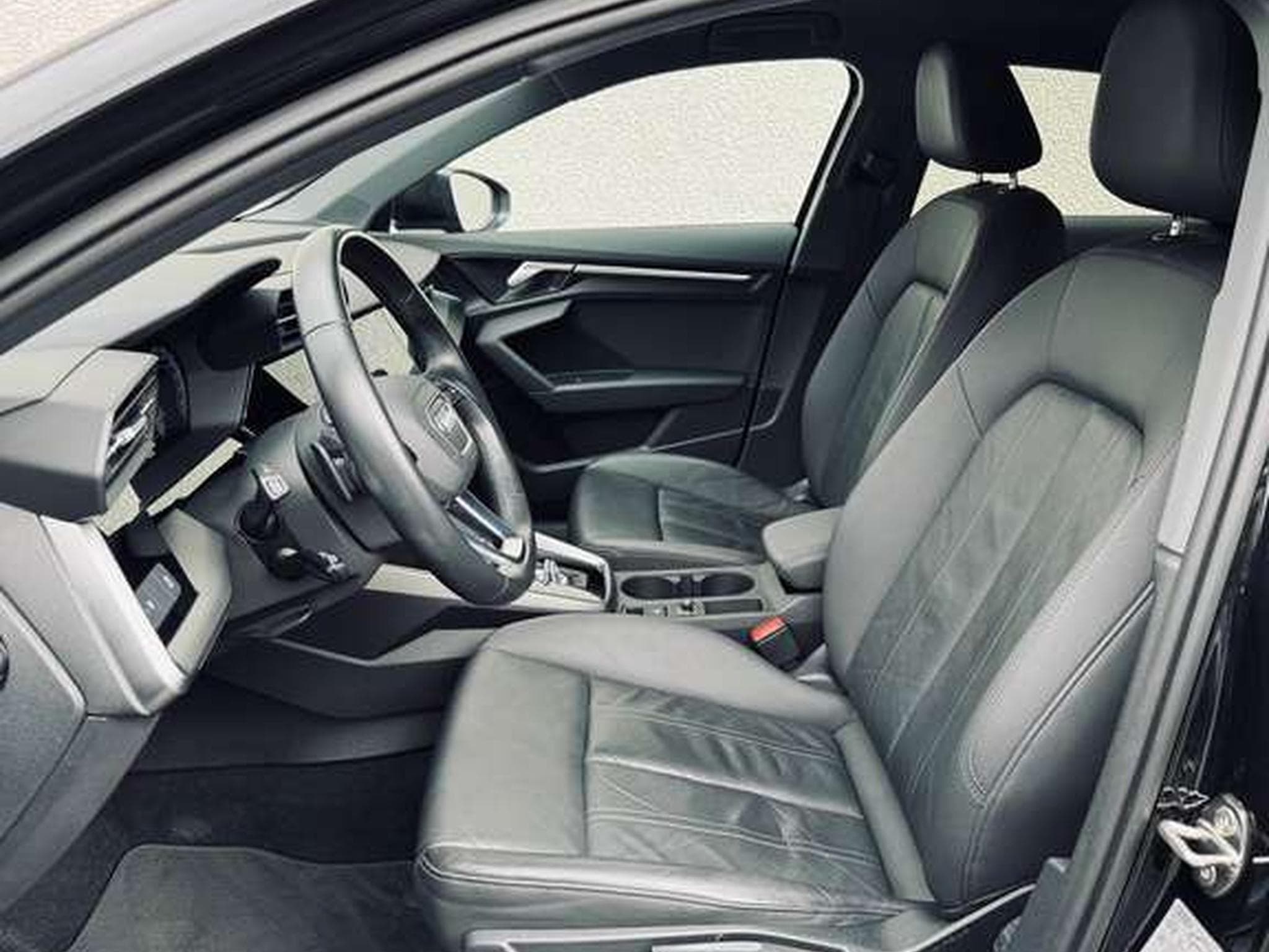 Audi A3 A3 30 TFSI S tronic (2021) - Photo 13