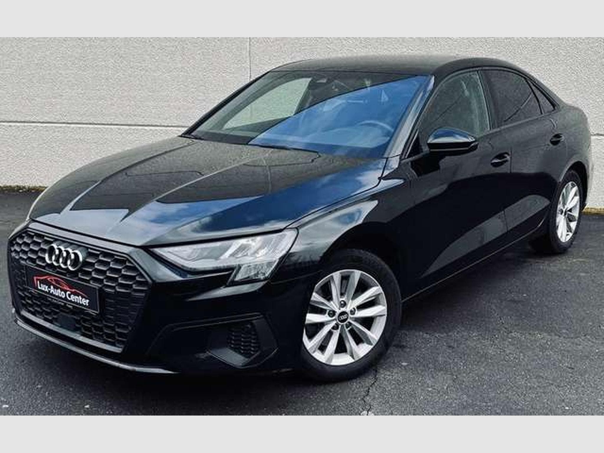 Audi A3 A3 30 TFSI S tronic (2021) - Photo 2