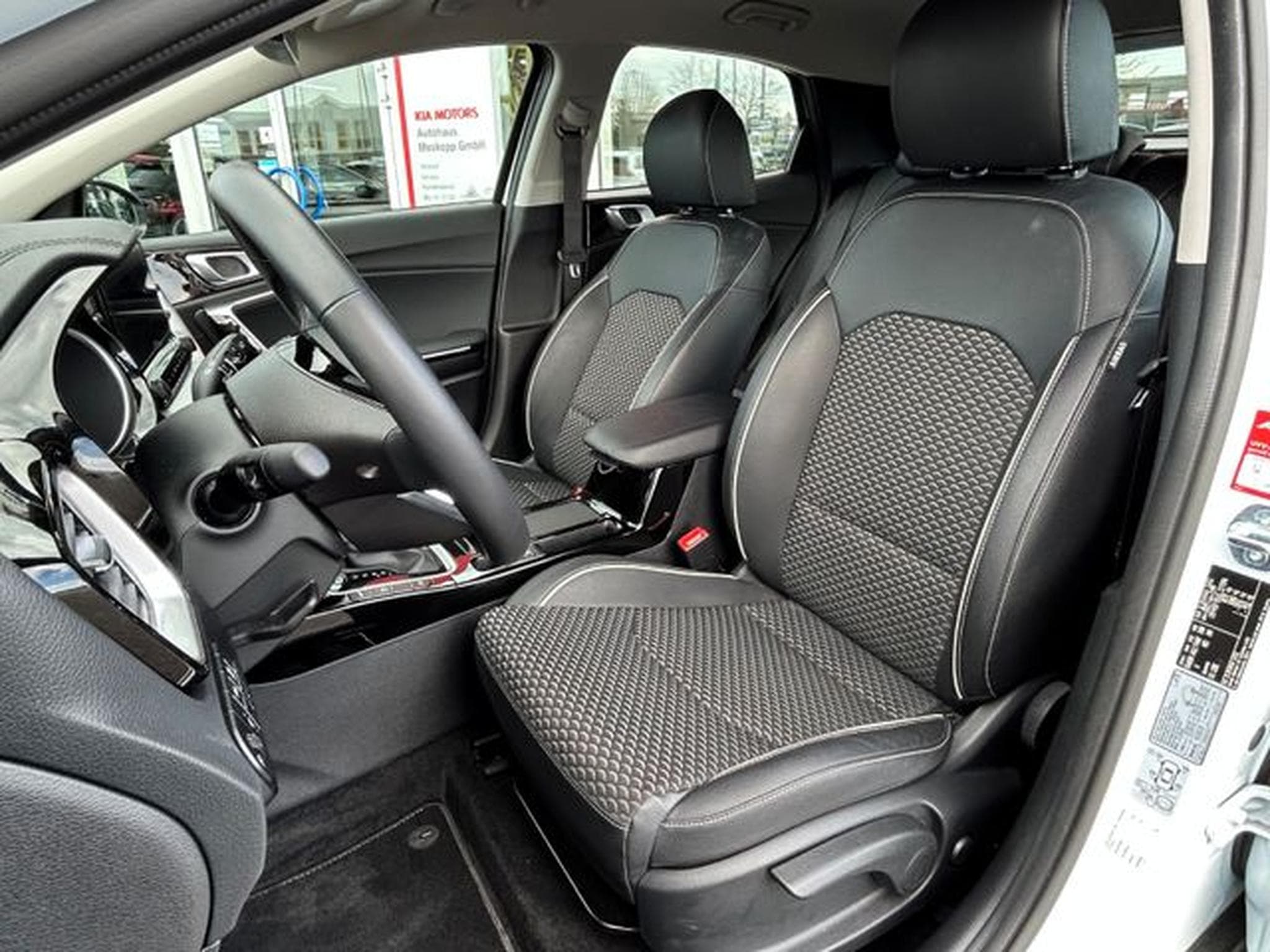 Kia XCeed XCeed 1.5 T-GDI DCT Spirit LED Navi Kamera JBL (2025) - Foto 10