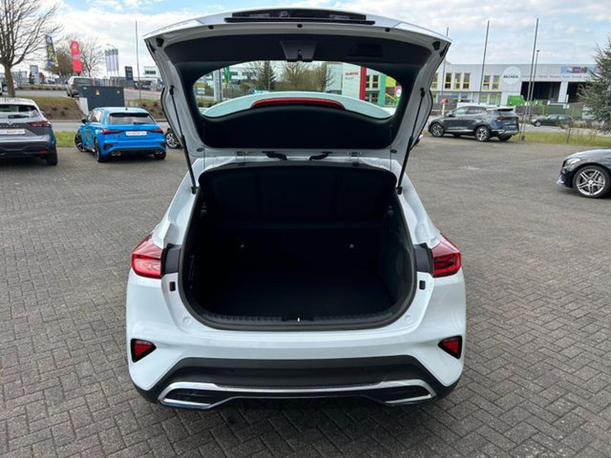 Kia XCeed XCeed 1.5 T-GDI DCT Spirit LED Navi Kamera JBL (2025) - Foto 7