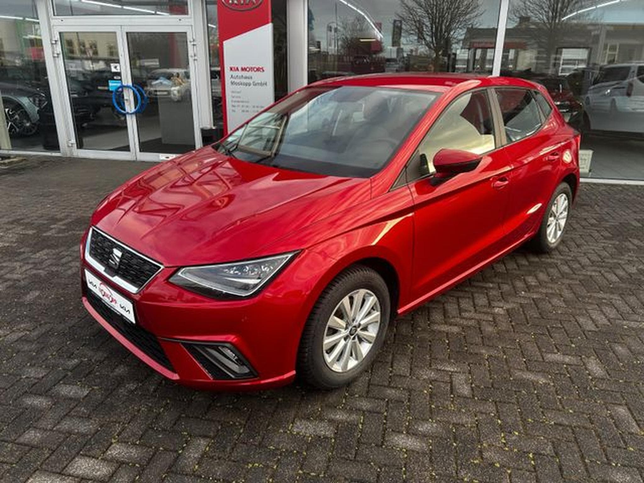 Seat Ibiza Ibiza 1,6 TDI DSG Style Navi AHK LED SHZ PDC (2019) - Photo 3