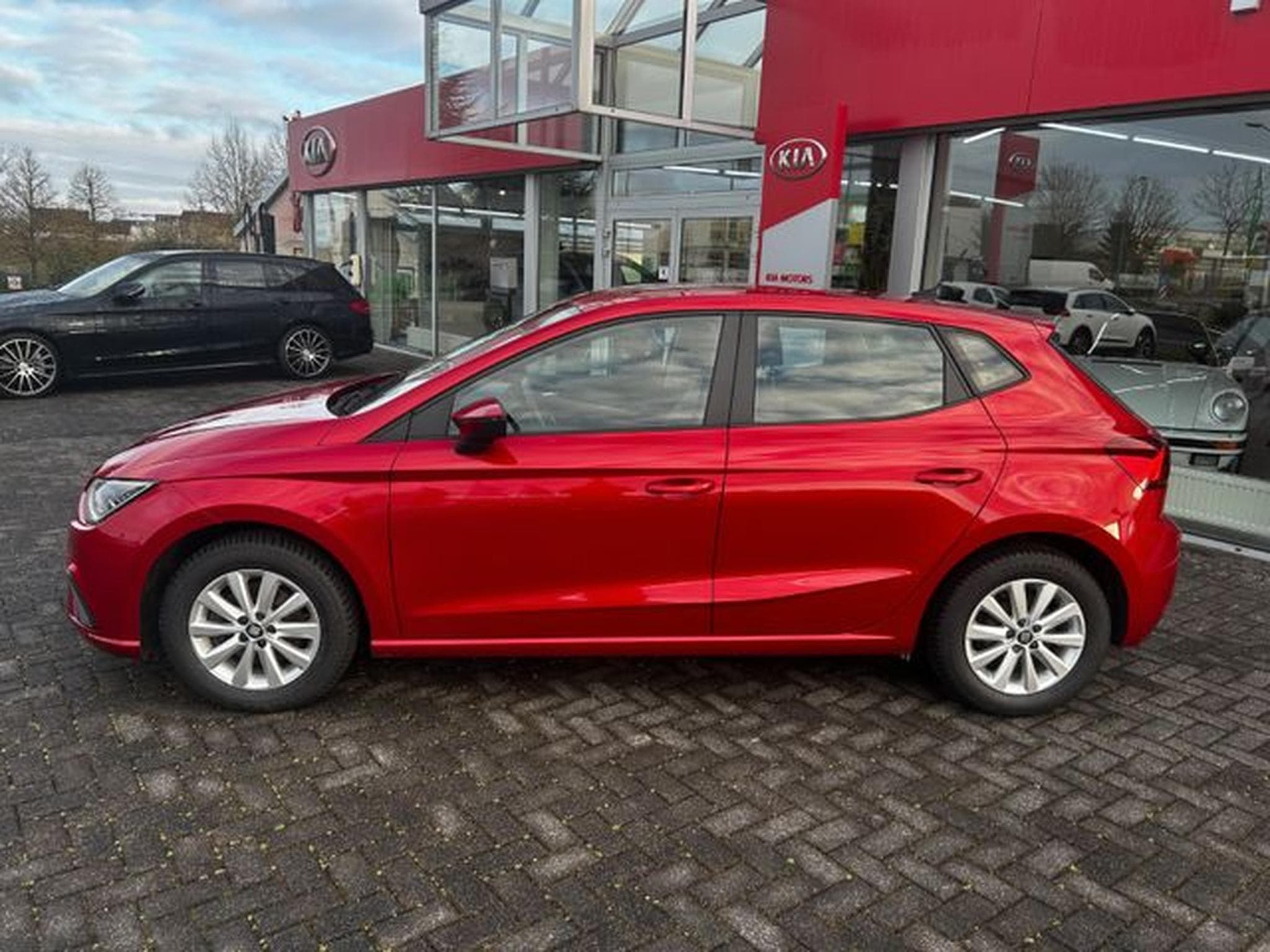 Seat Ibiza Ibiza 1,6 TDI DSG Style Navi AHK LED SHZ PDC (2019) - Photo 4