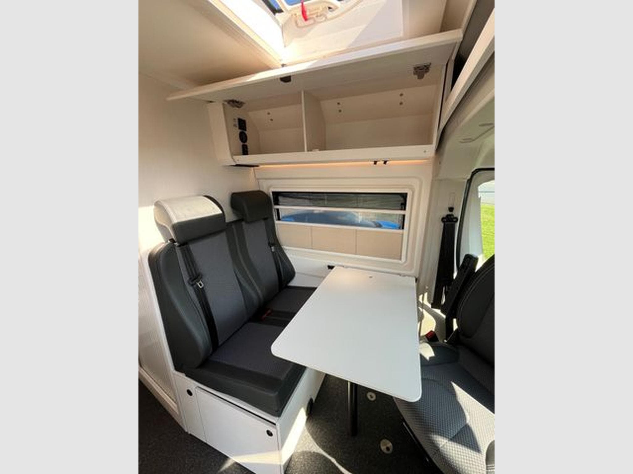 Tourne Mobile SELECT 6.0m, 2.2 BlueHDI 180, Automatik (2023) - Photo 11