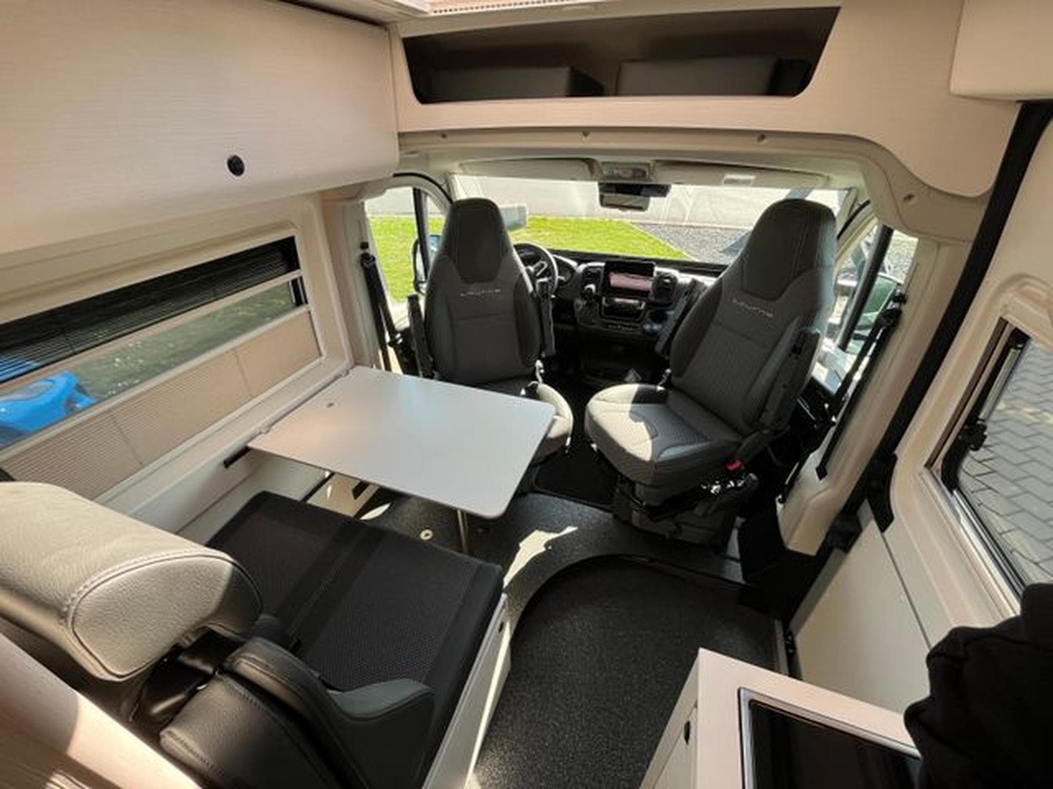 Tourne Mobile SELECT 6.0m, 2.2 BlueHDI 180, Automatik (2023) - Photo 6