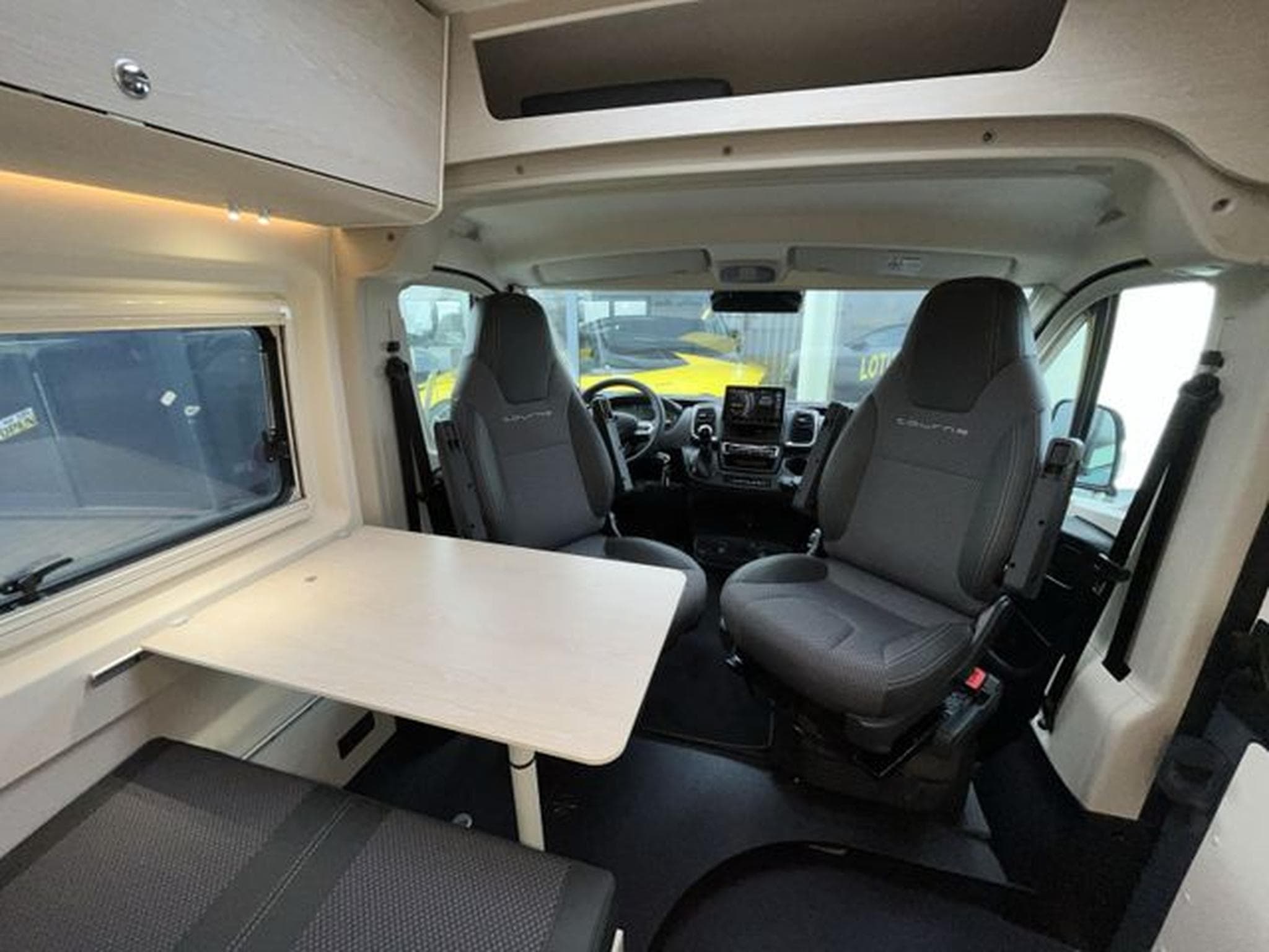 Tourne Mobile Cruise 6.4m, 2.2 BlueHDI 180, Automatik (2023) - Photo 14